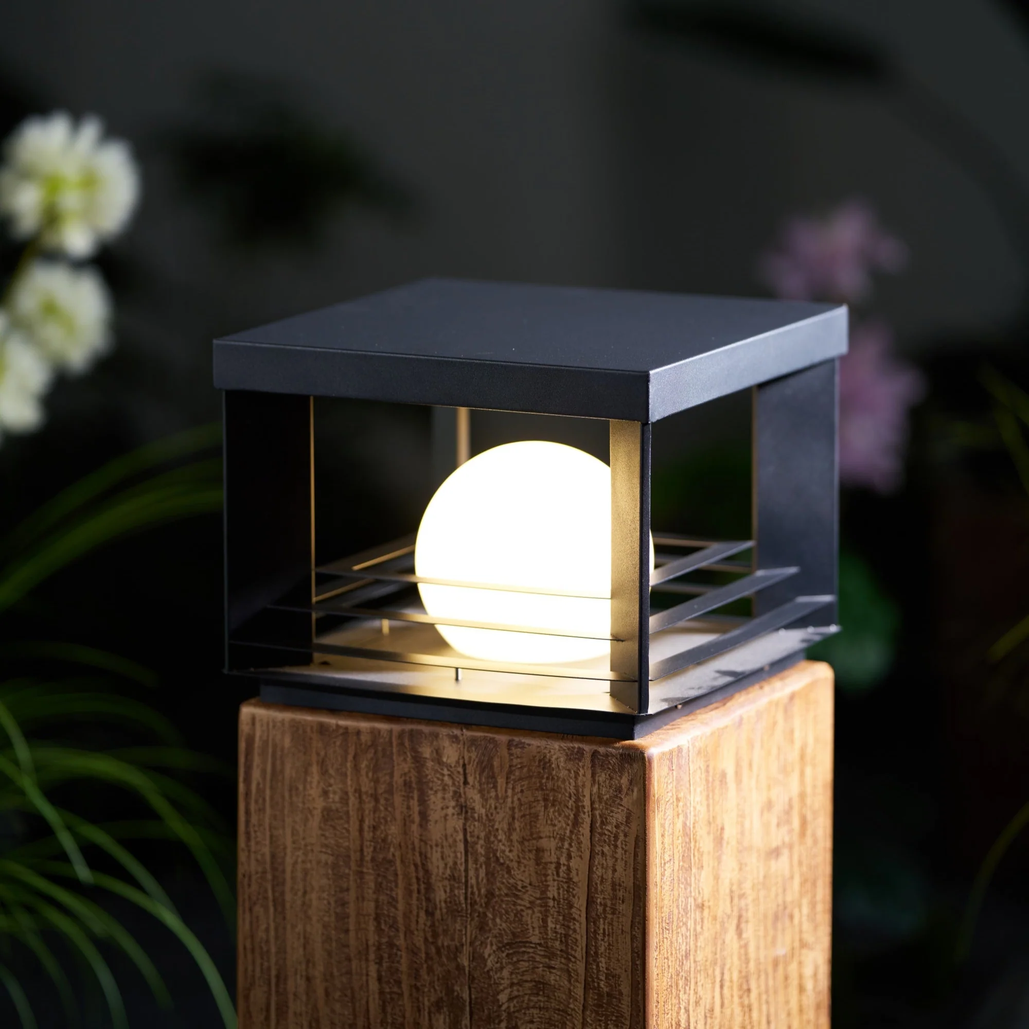 Lunar Crate Outdoor Lamp - Image 4