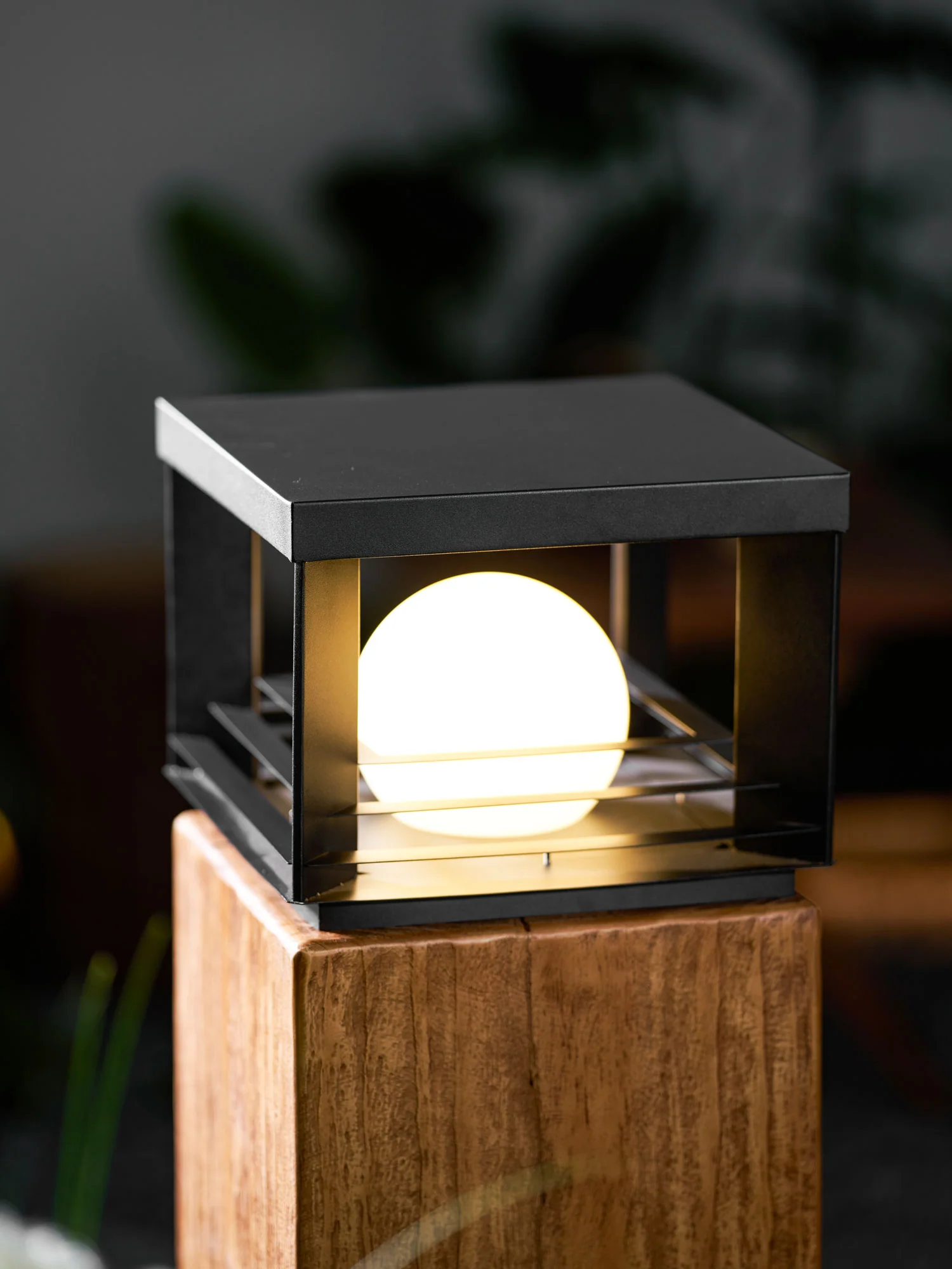 Lunar Crate Outdoor Lamp - Image 40