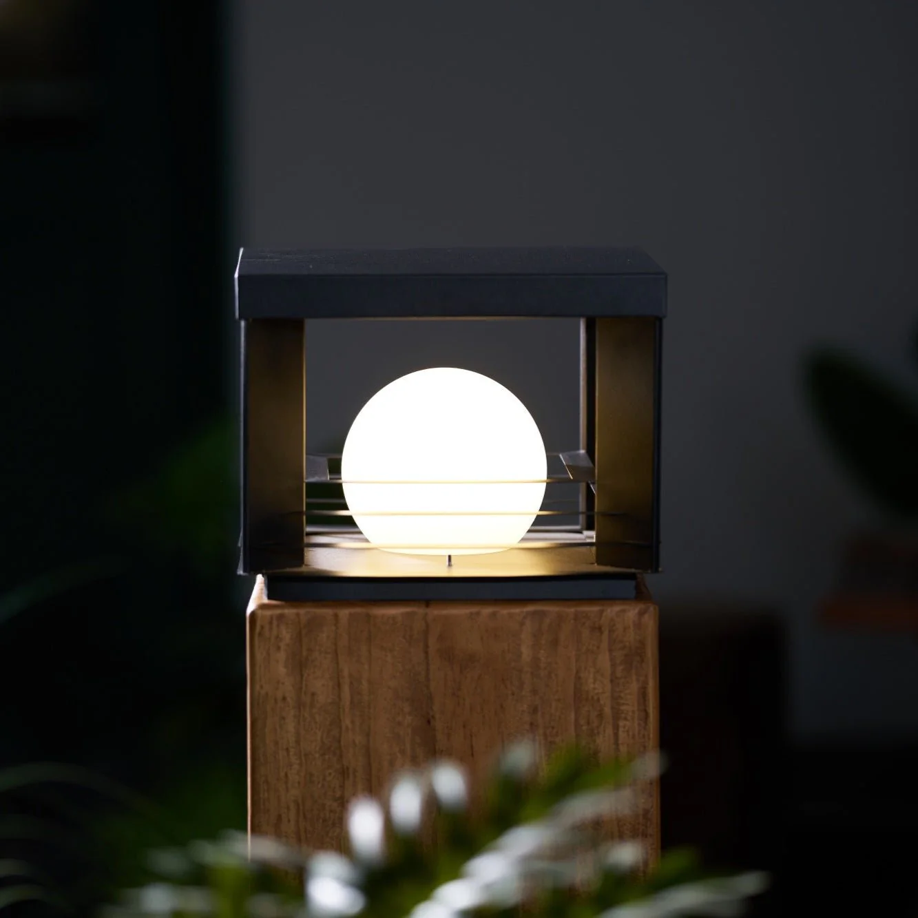 Lunar Crate Outdoor Lamp - Image 9
