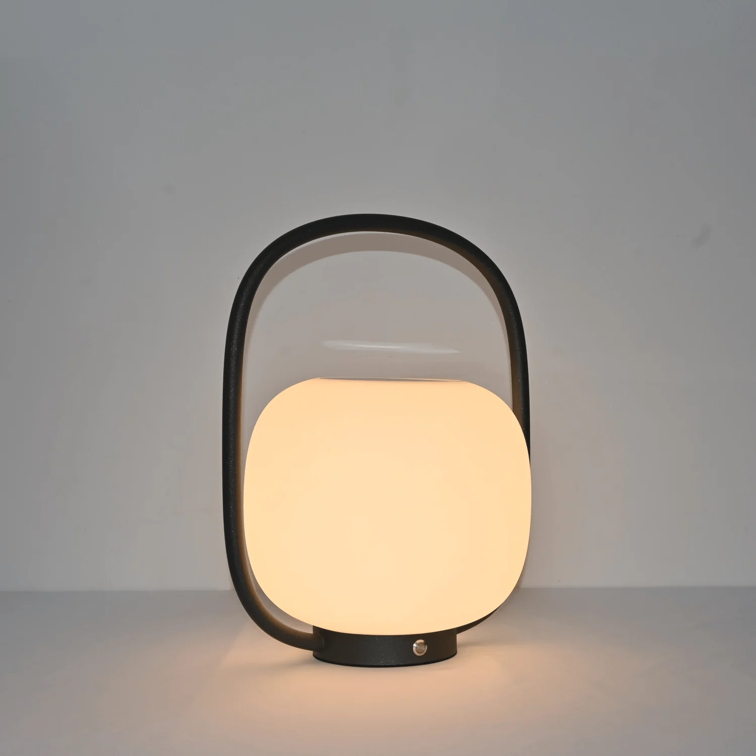 Lunava Lantern Outdoor Lamp - Image 3