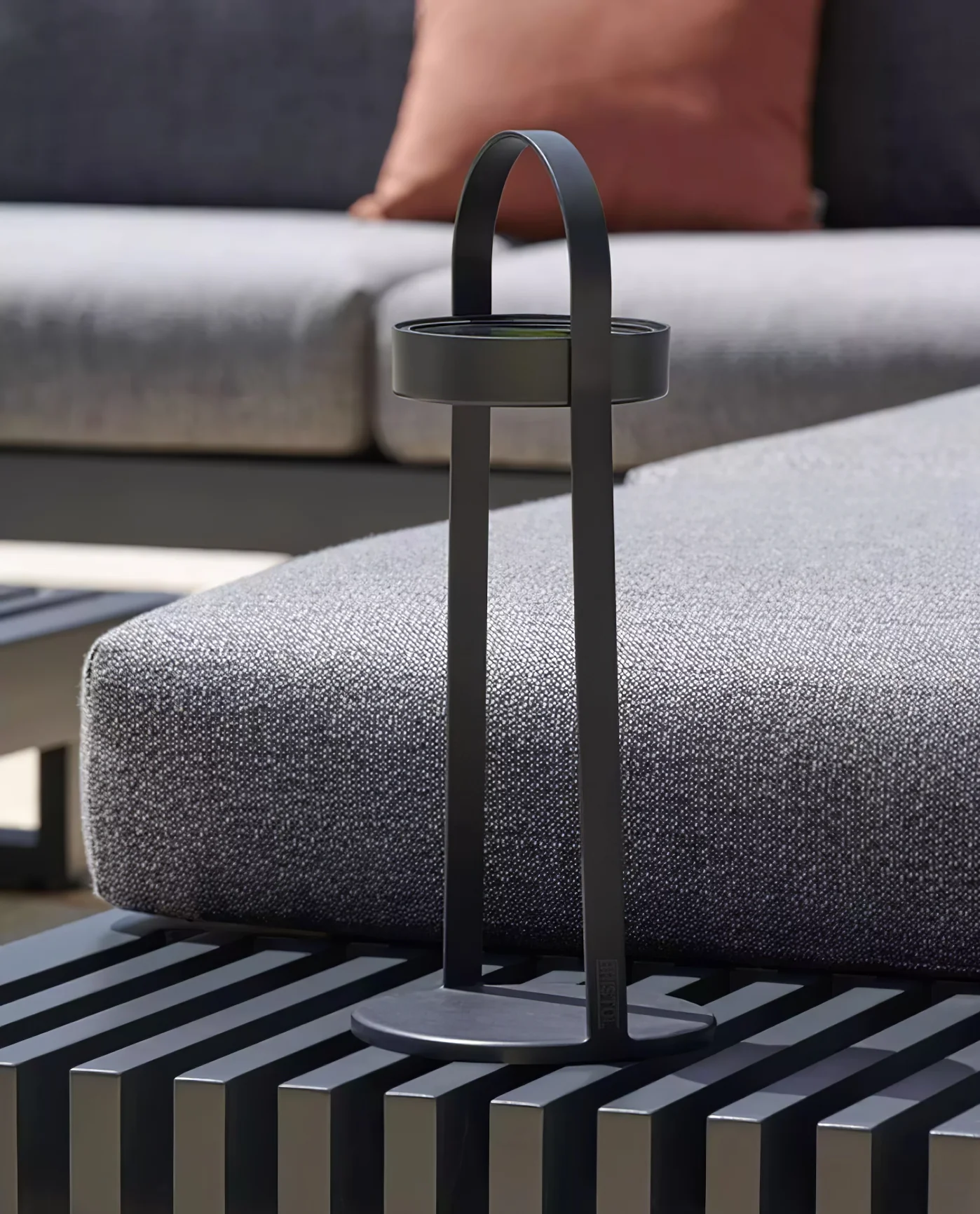 Lunetta Arc Portable Lamp - Image 4