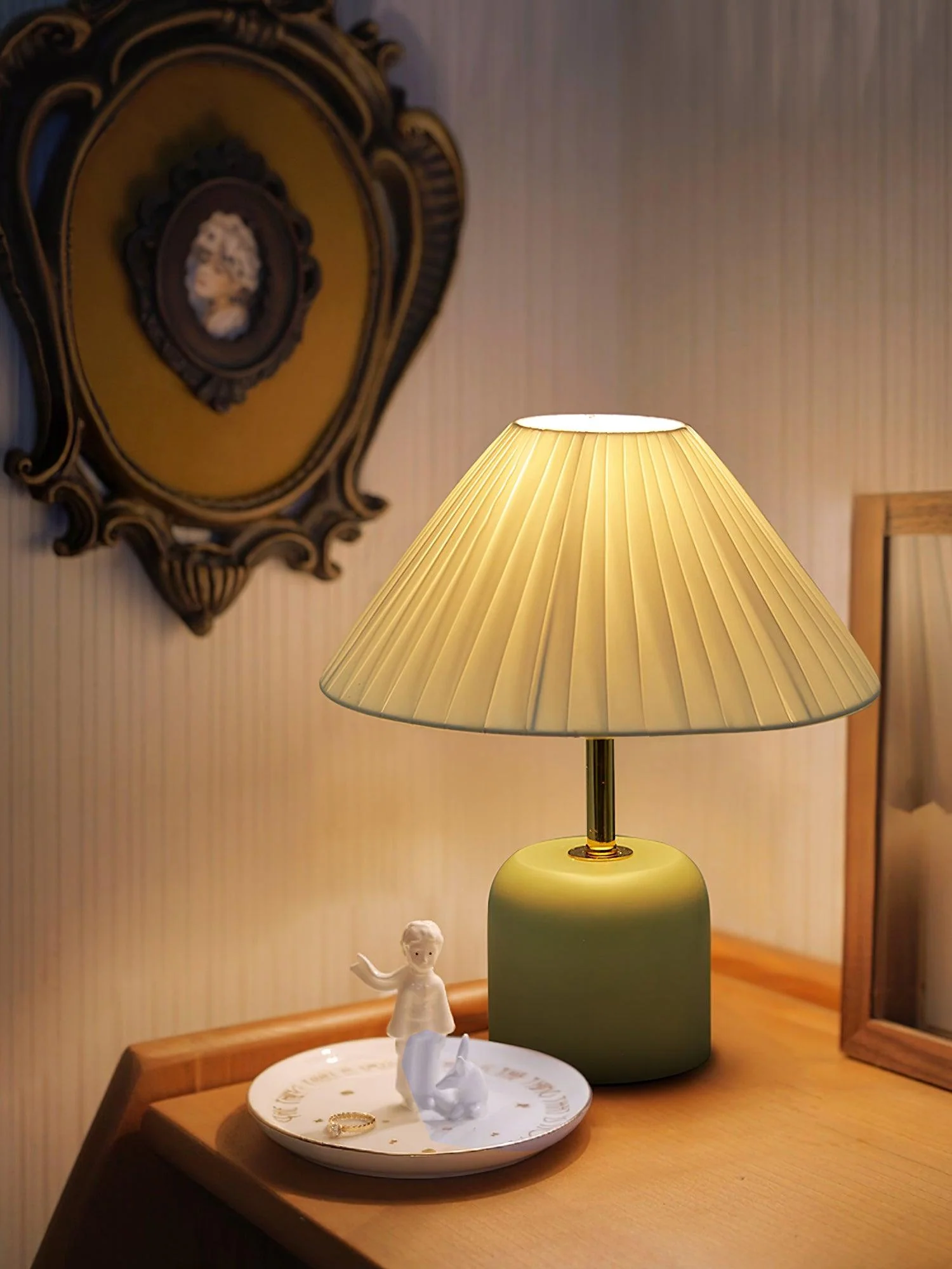 Lunitidal Table Lamp - Image 11
