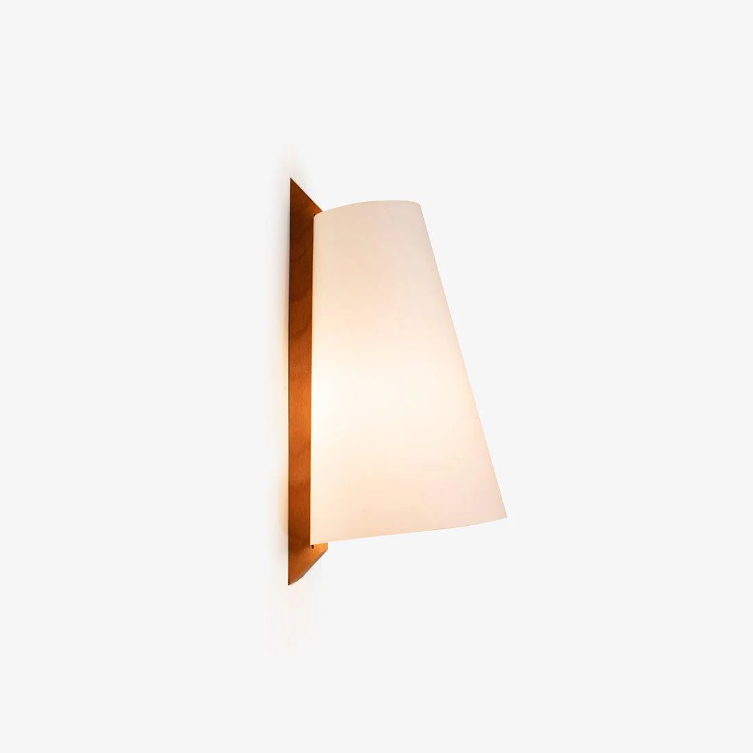 Lupe Wall Lamp - Image 17