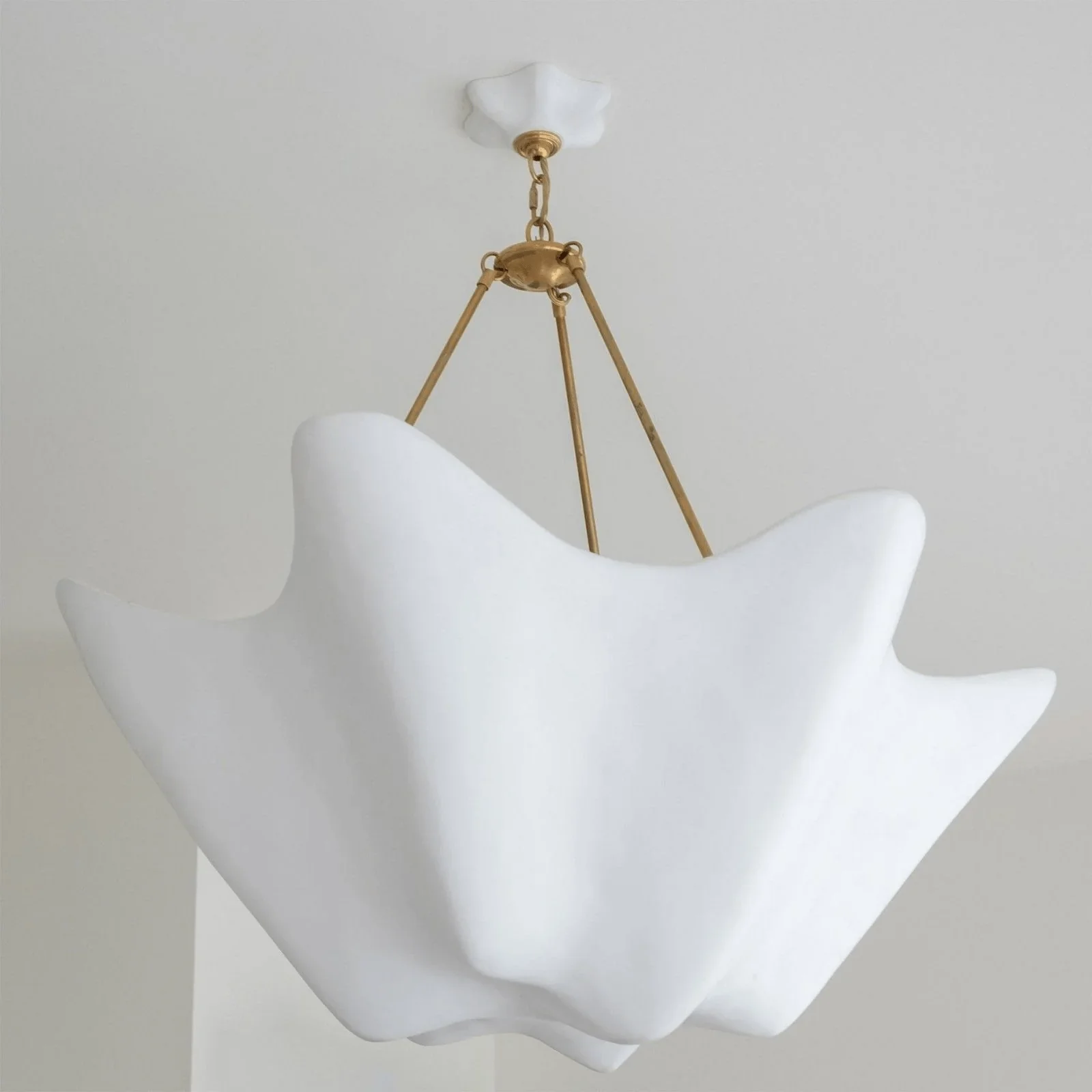 Luvonea Plaster Chandelier - Image 10