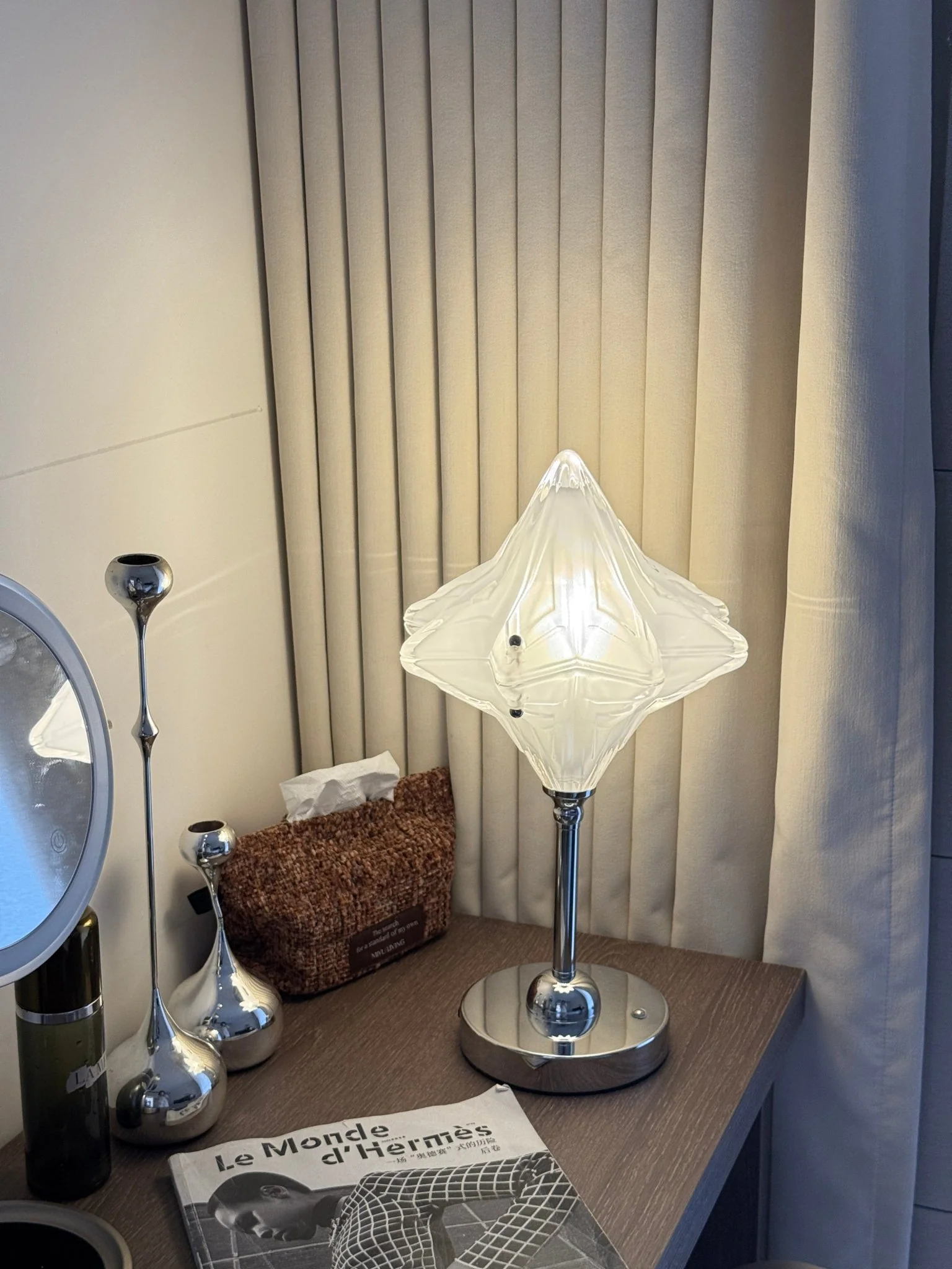 Lyra Star Table Light - Image 6