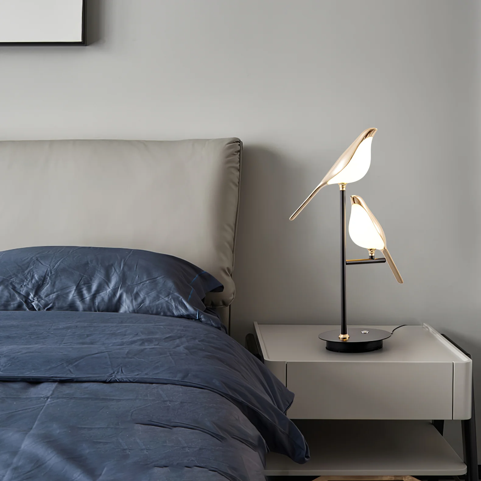 Magpie Perch Table Lamp - Image 24