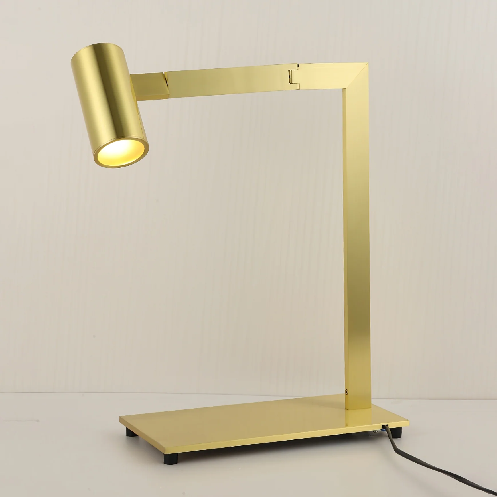 Mahari Table Lamp - Image 30