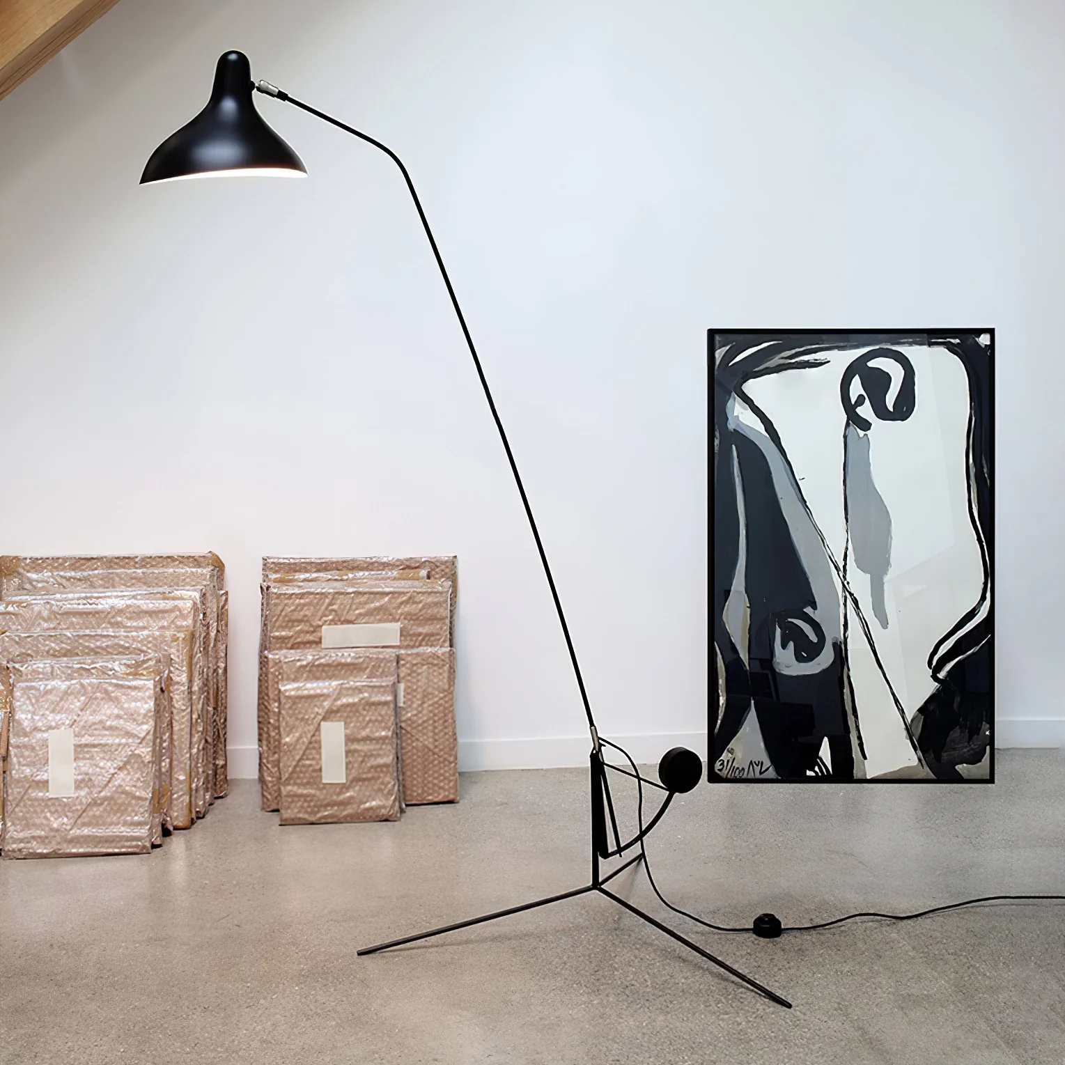 Mantis Arm Floor Lamp - Image 16