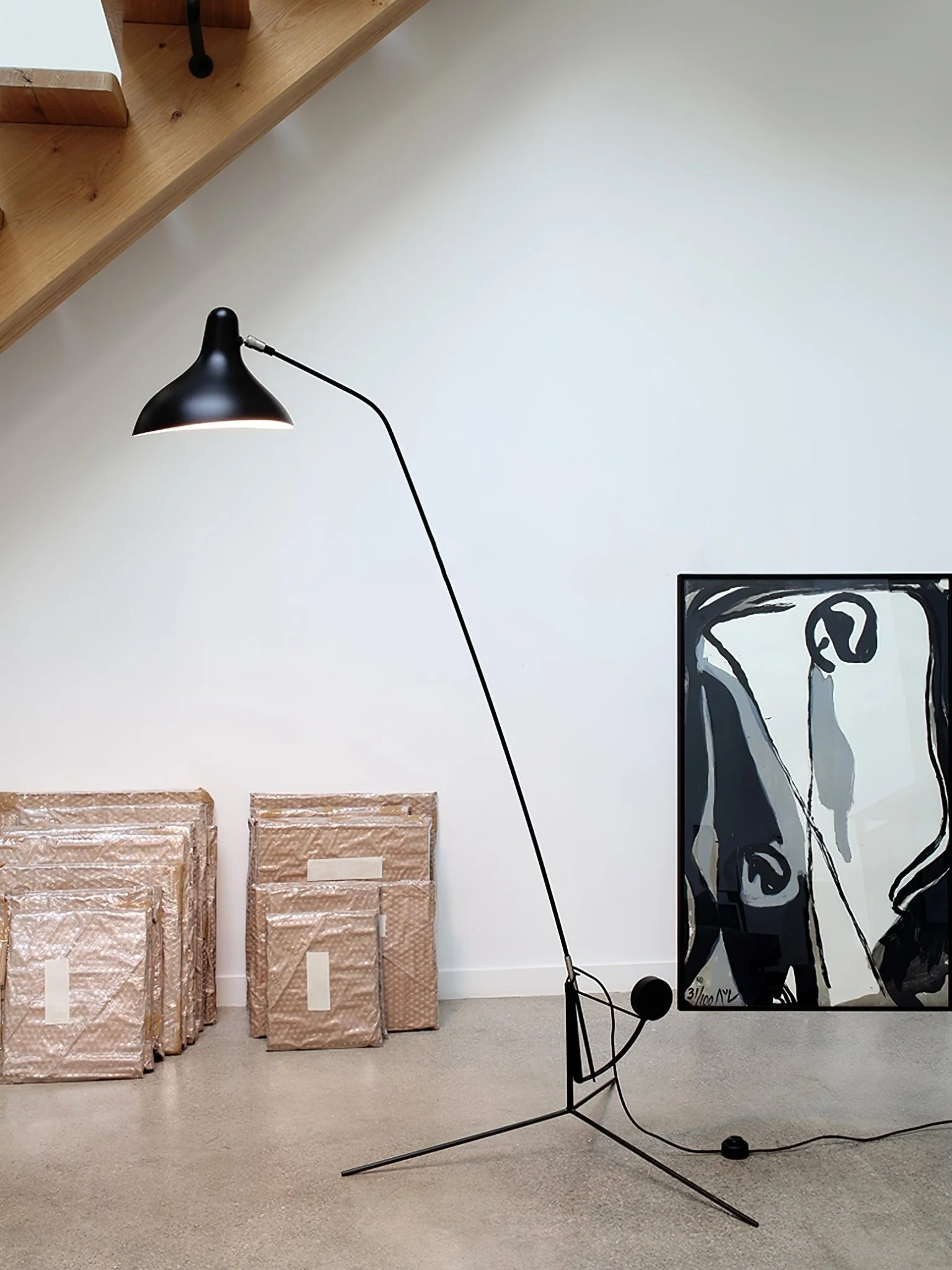 Mantis Arm Floor Lamp - Image 3