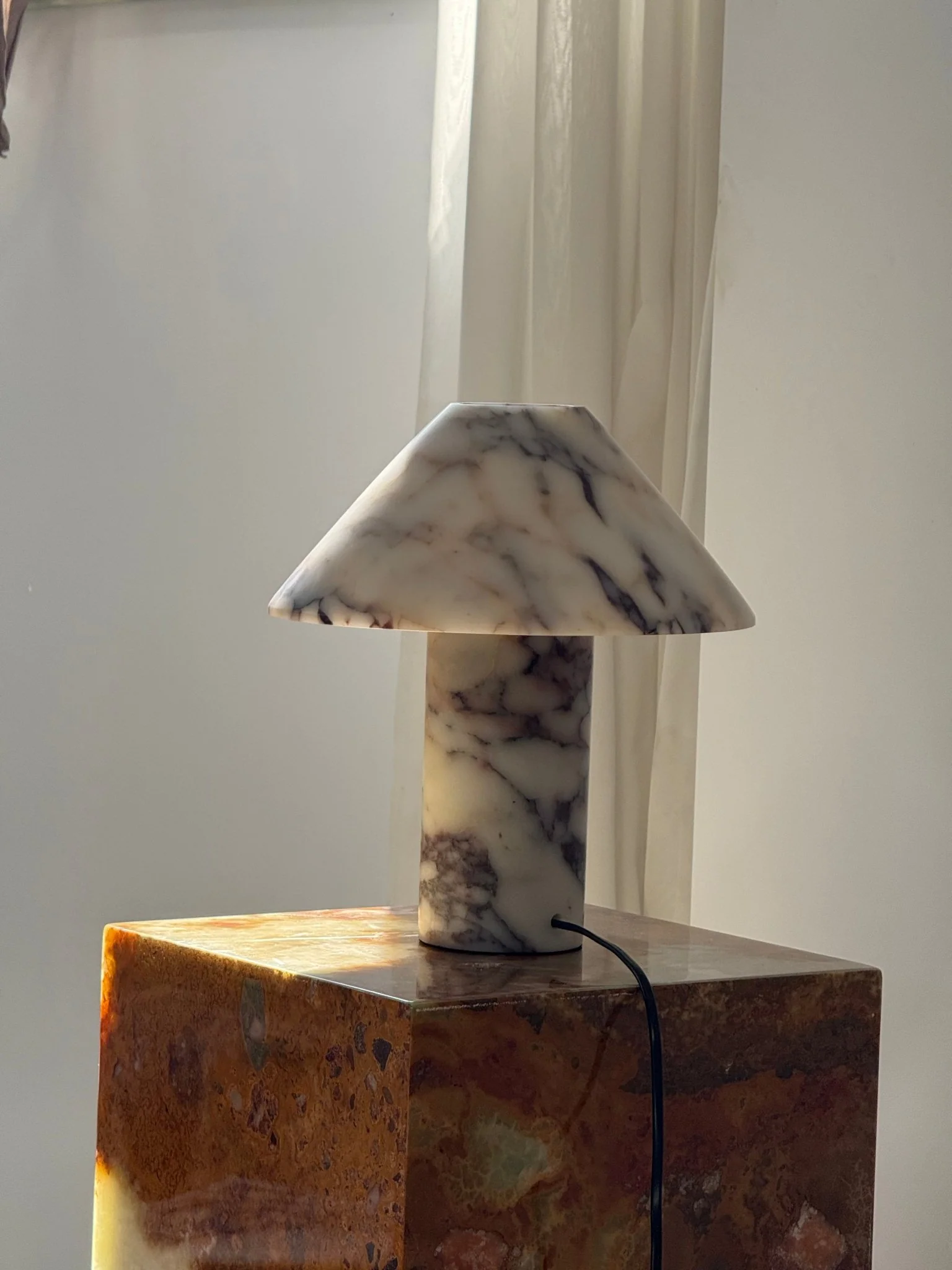 Marbelle Onyx Table Lamp - Image 37