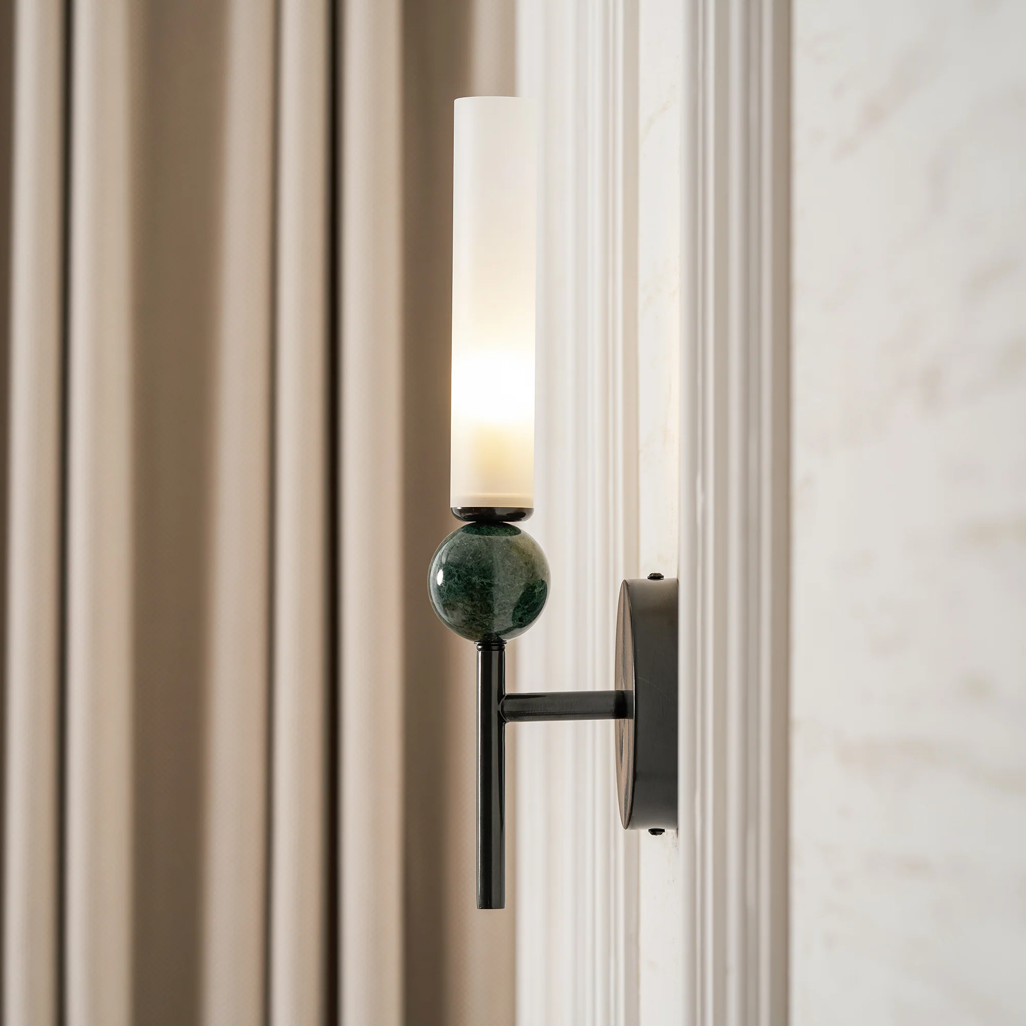 Marble Vertical Wall Lamp - Image 42