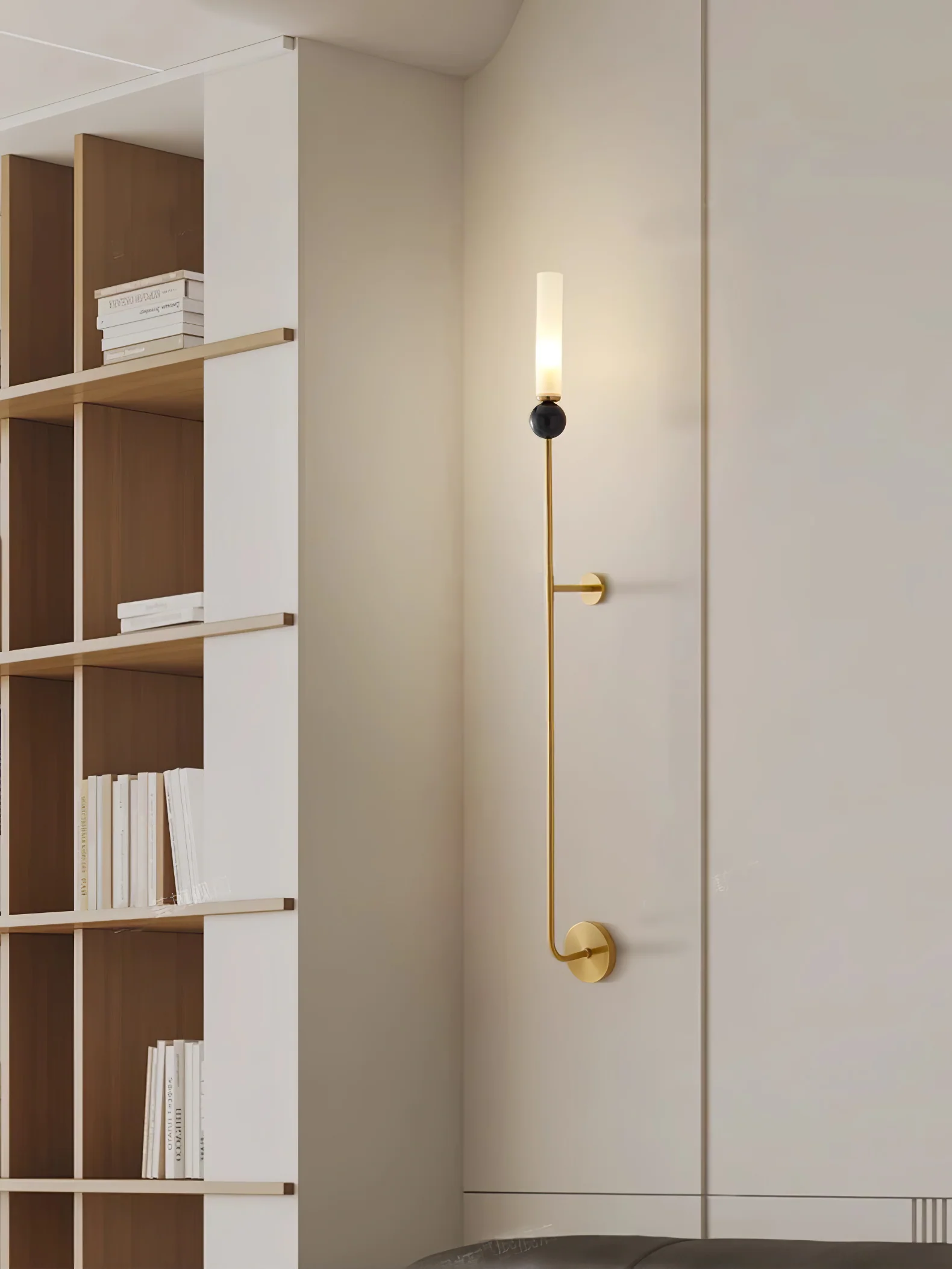 Marble Vertical Wall Lamp - Image 8