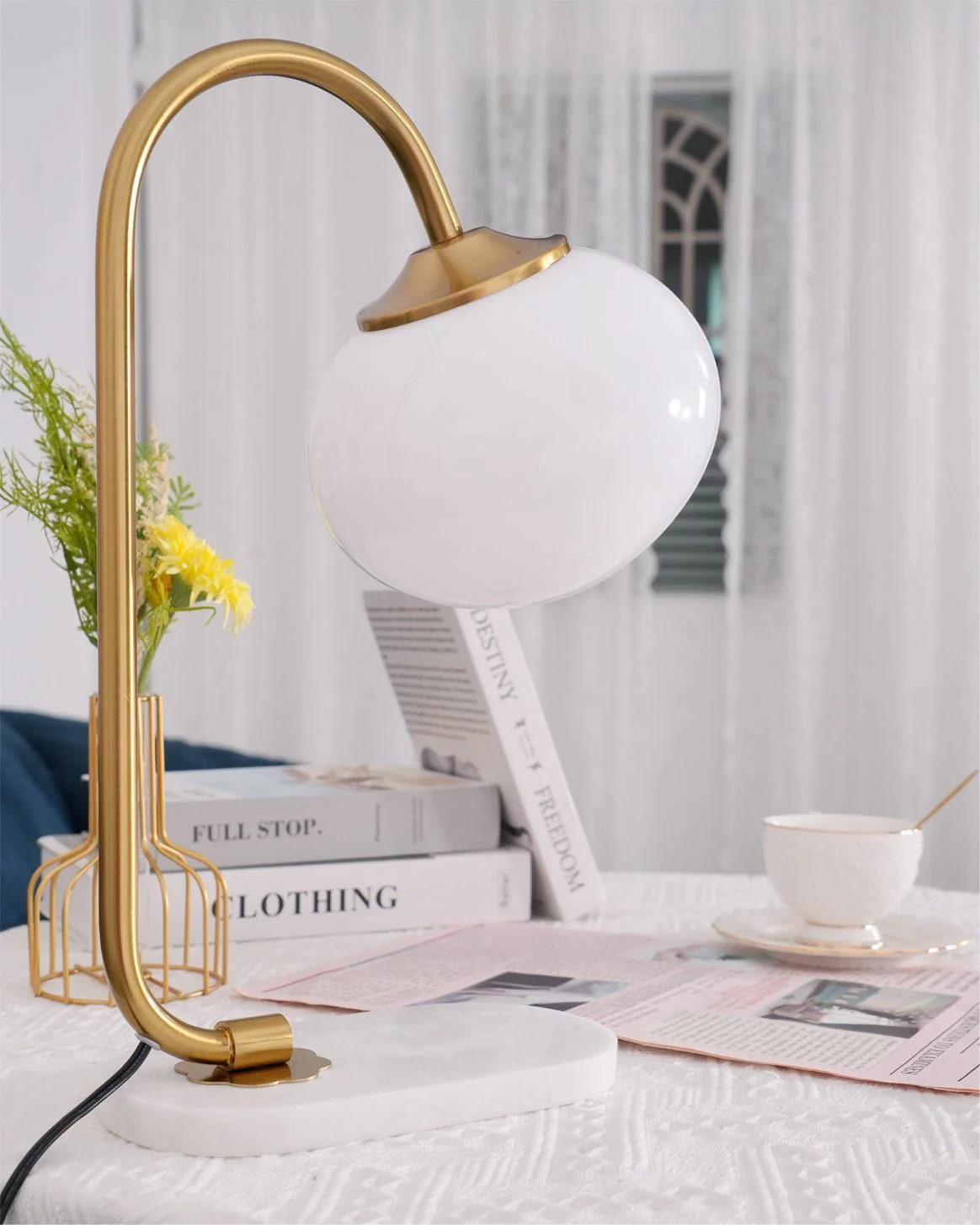 Marshmallow Table Lamp - Image 38