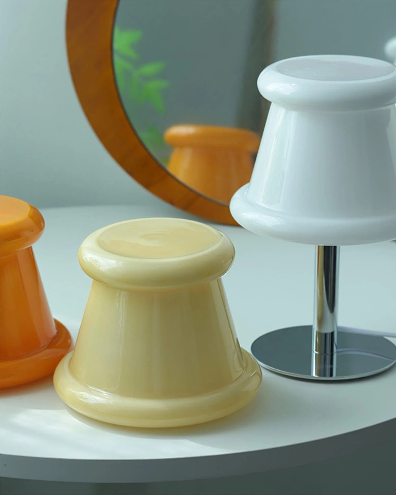 Meefad Table Lamp - Image 4