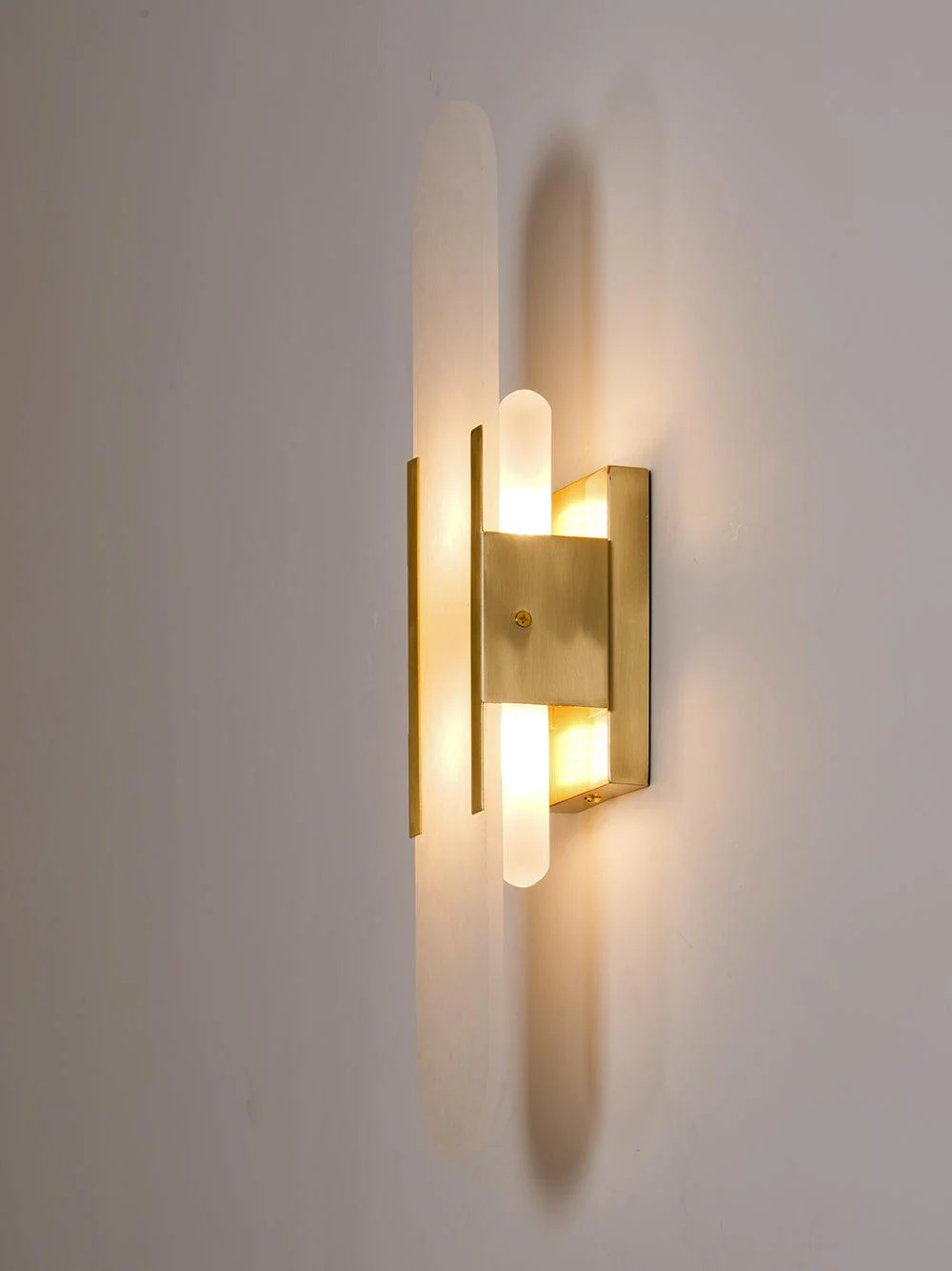 Melange Elongated Alabaster Wall Lamp - Image 63