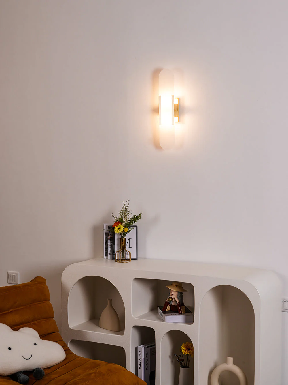 Melange Elongated Alabaster Wall Lamp - Image 86