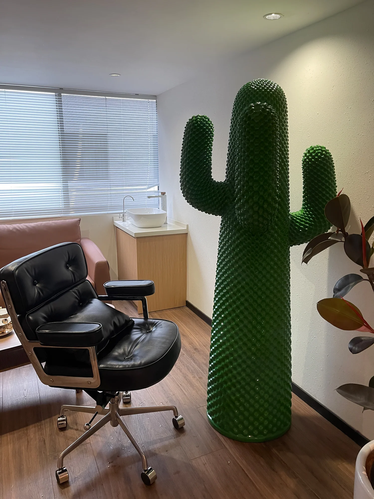 Mello Sculptural Cactus Coat Rack - Image 51