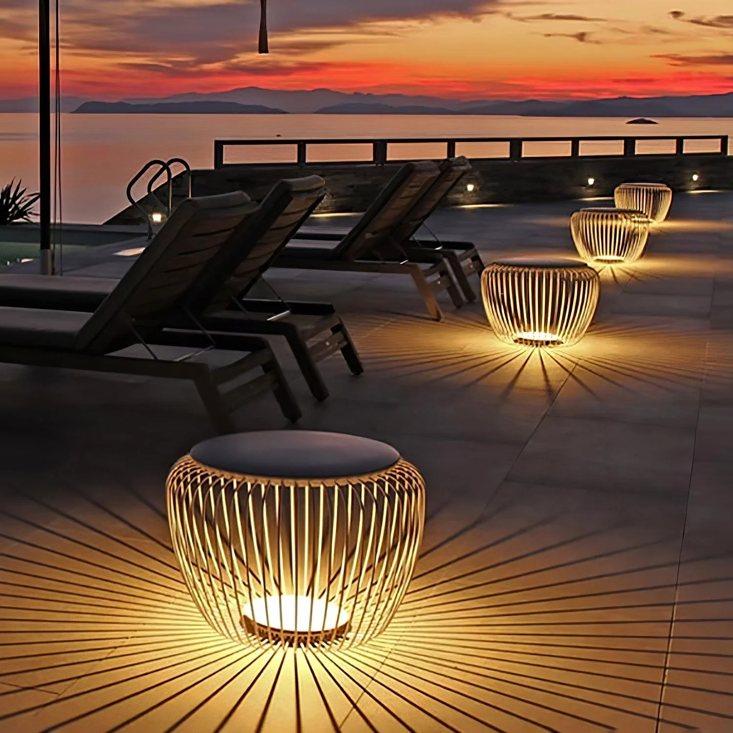 Meridiano Garden Outdoor Table Light - Image 4