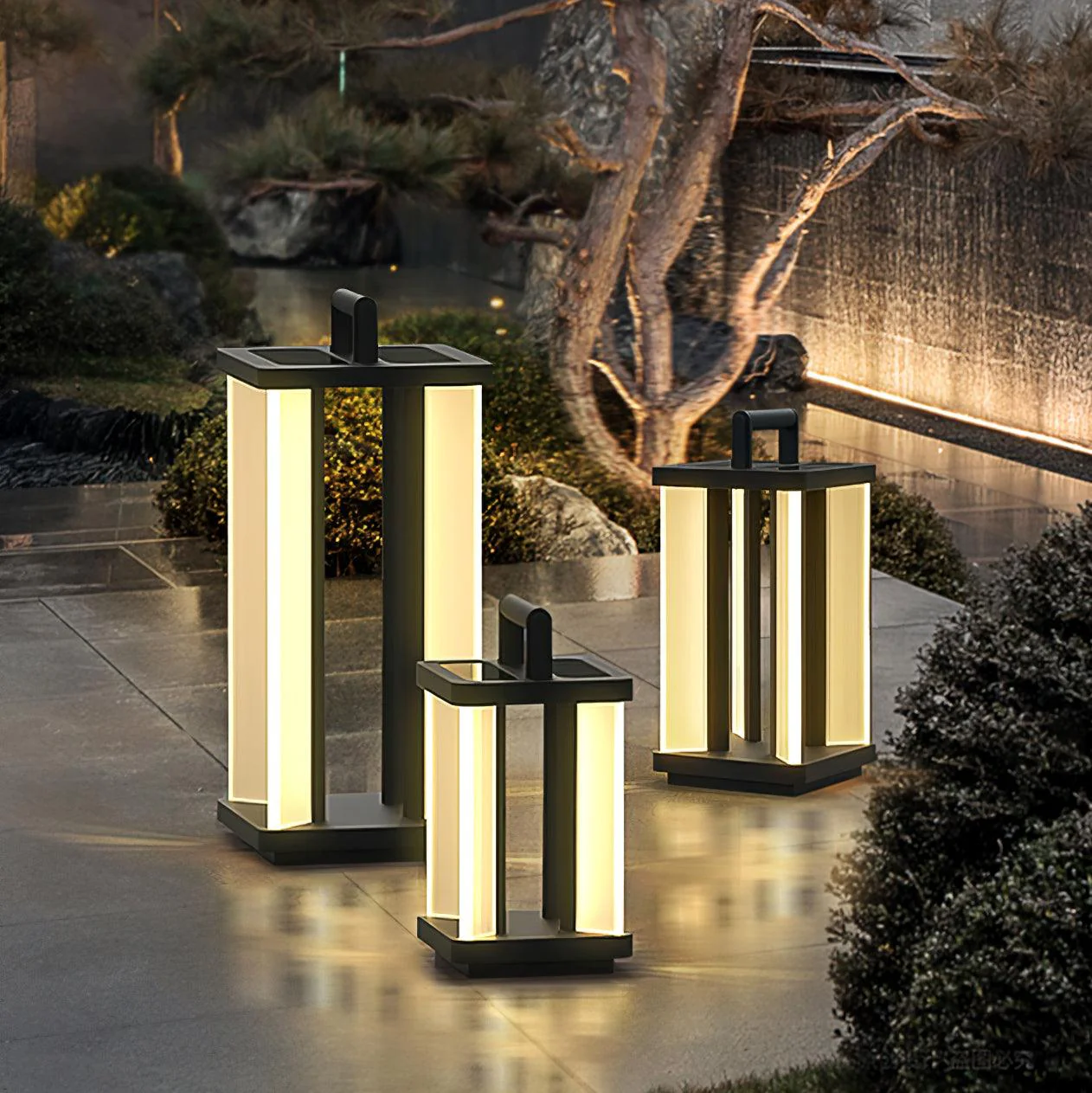 Metroluxe Outdoor Light - Image 2