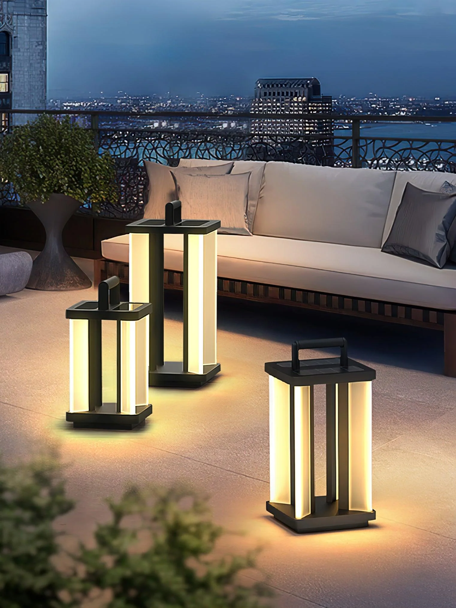 Metroluxe Outdoor Light - Image 21