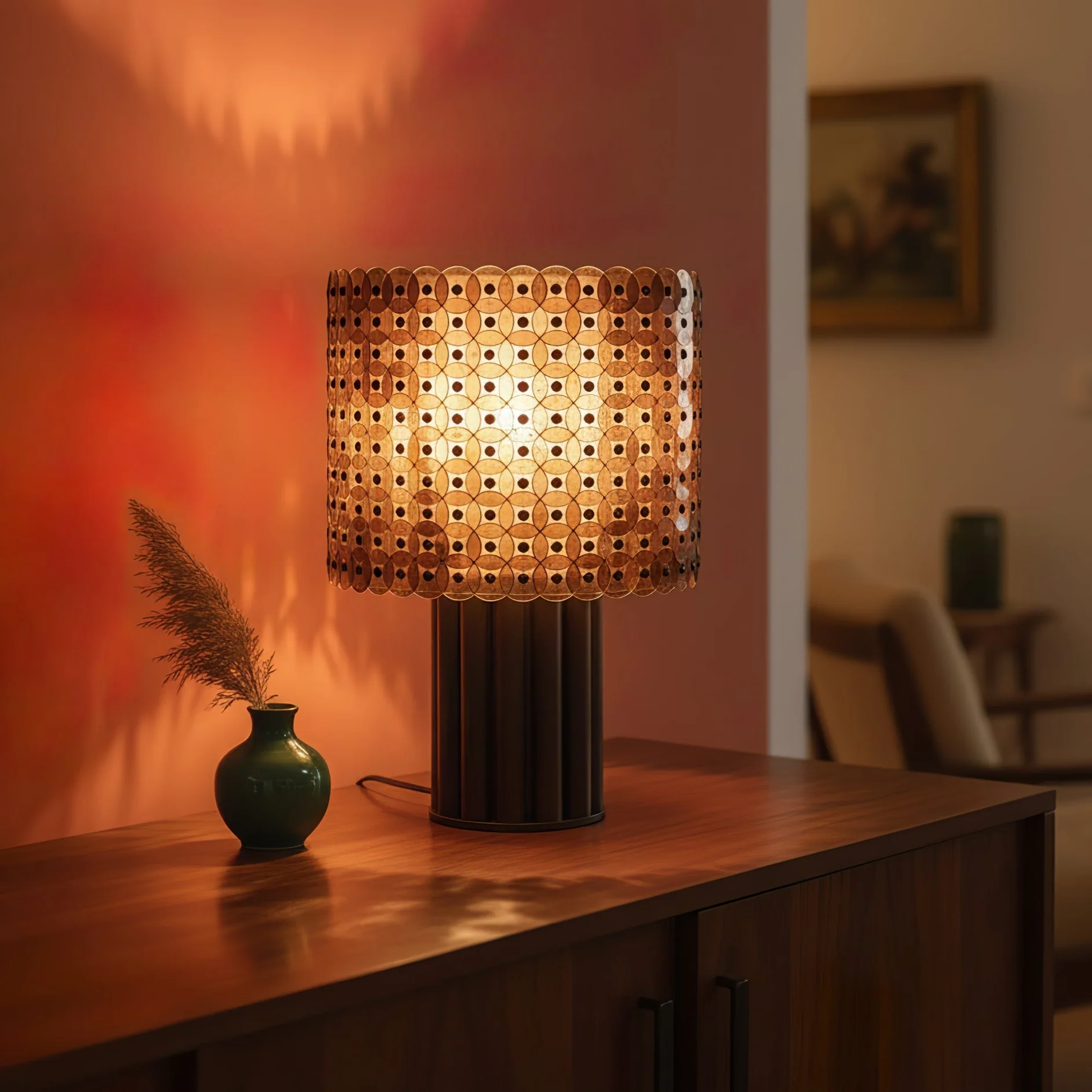 Mica Disc Lattice Table Lamp - Image 4