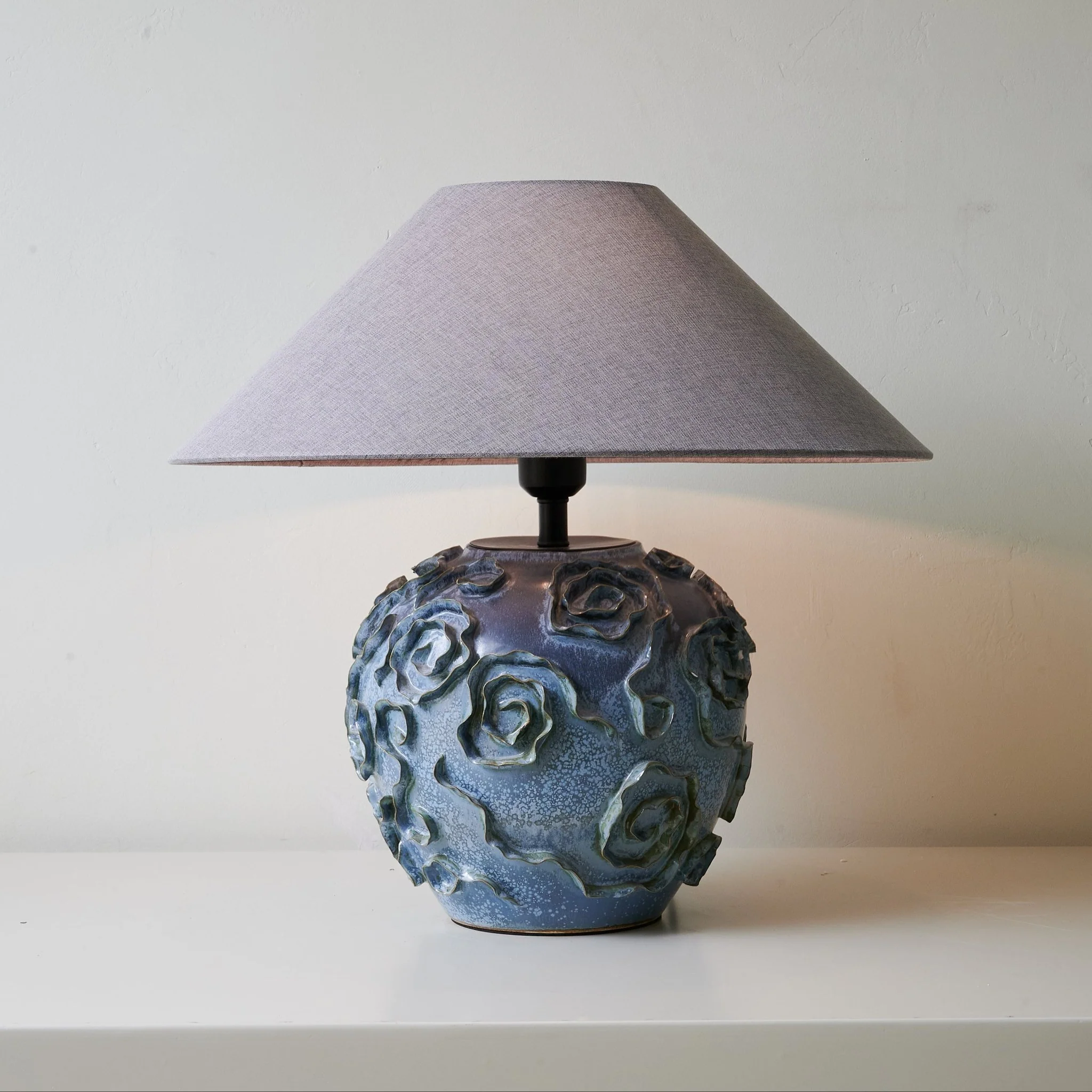 Midnight Rose Table Lamp - Image 5