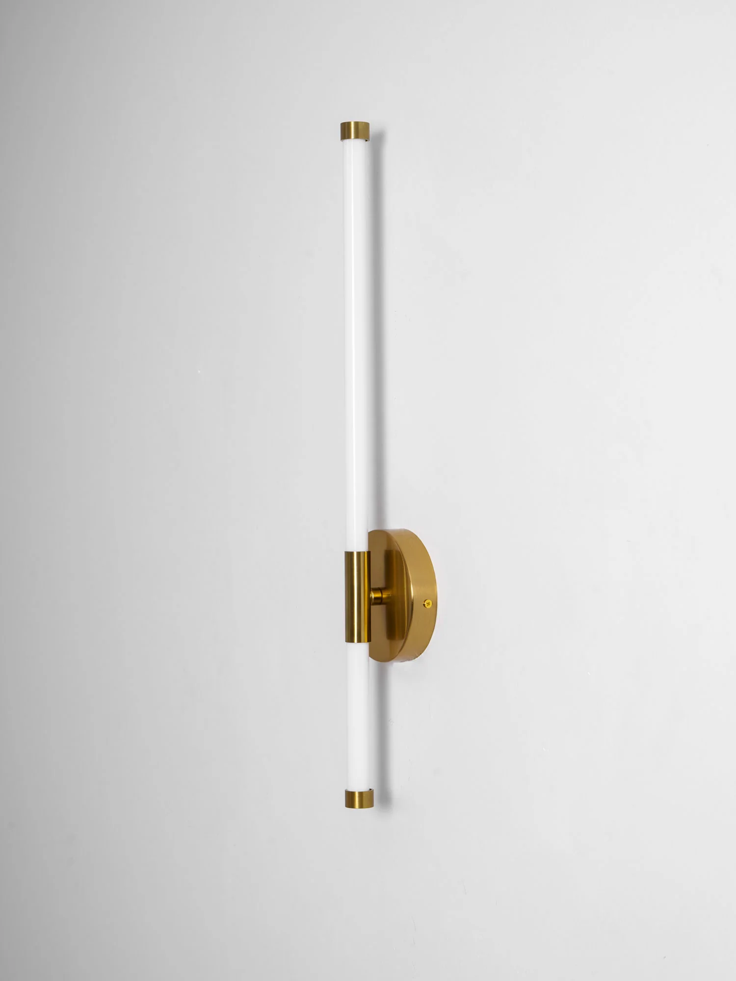 Minimalist Vertical Wall Sconce - Image 52