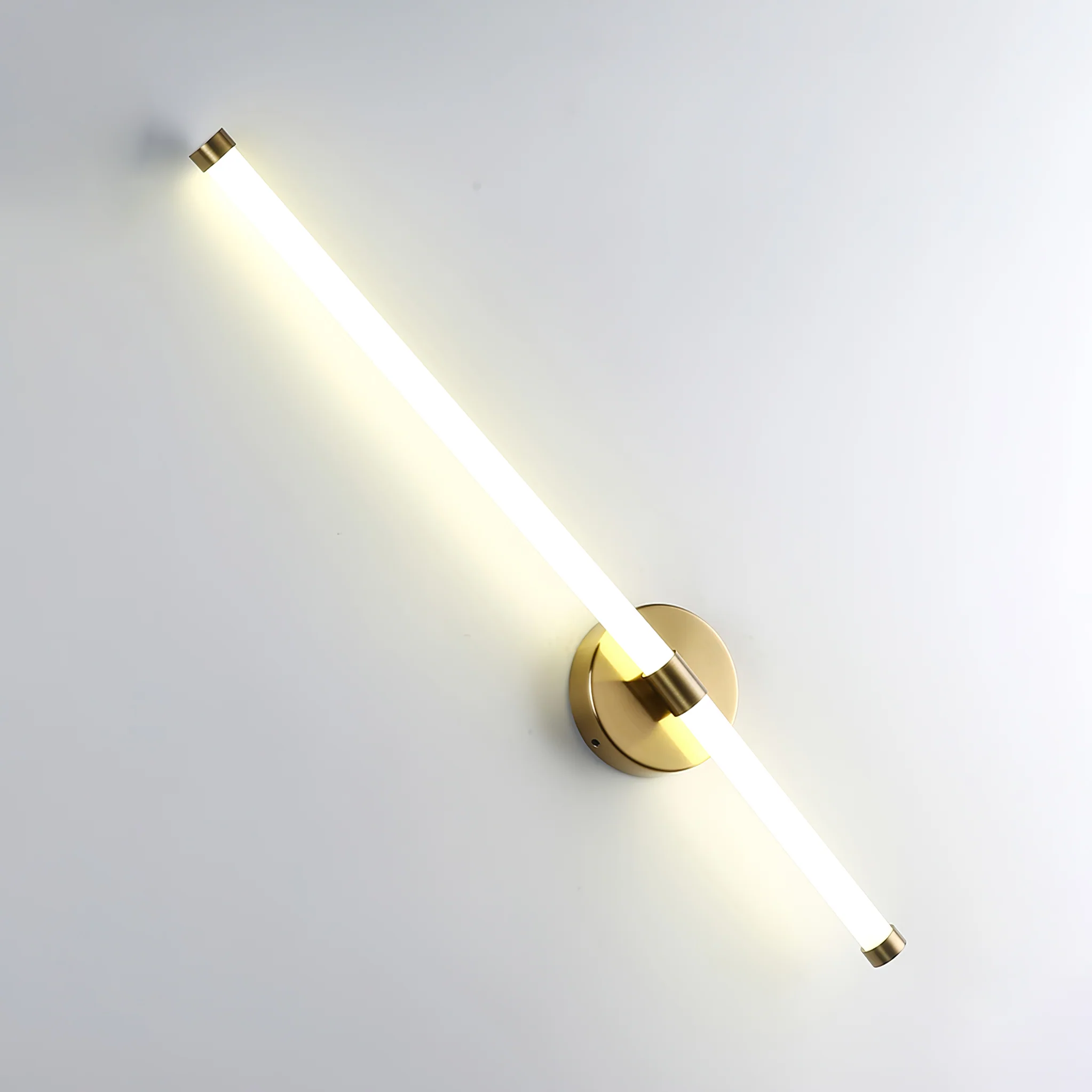 Minimalist Vertical Wall Sconce - Image 7