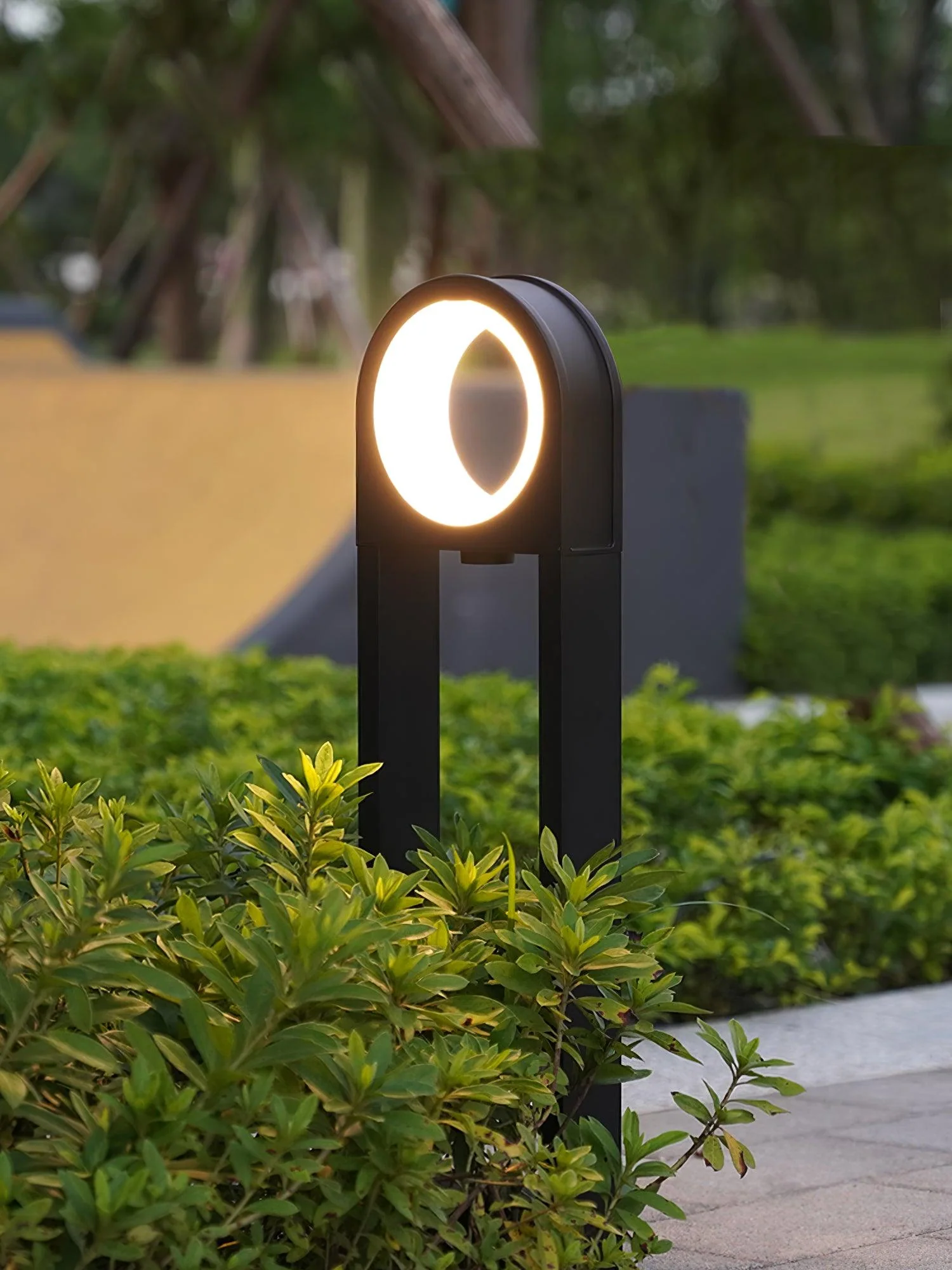 Molde Garden Outdoor Light - Image 5