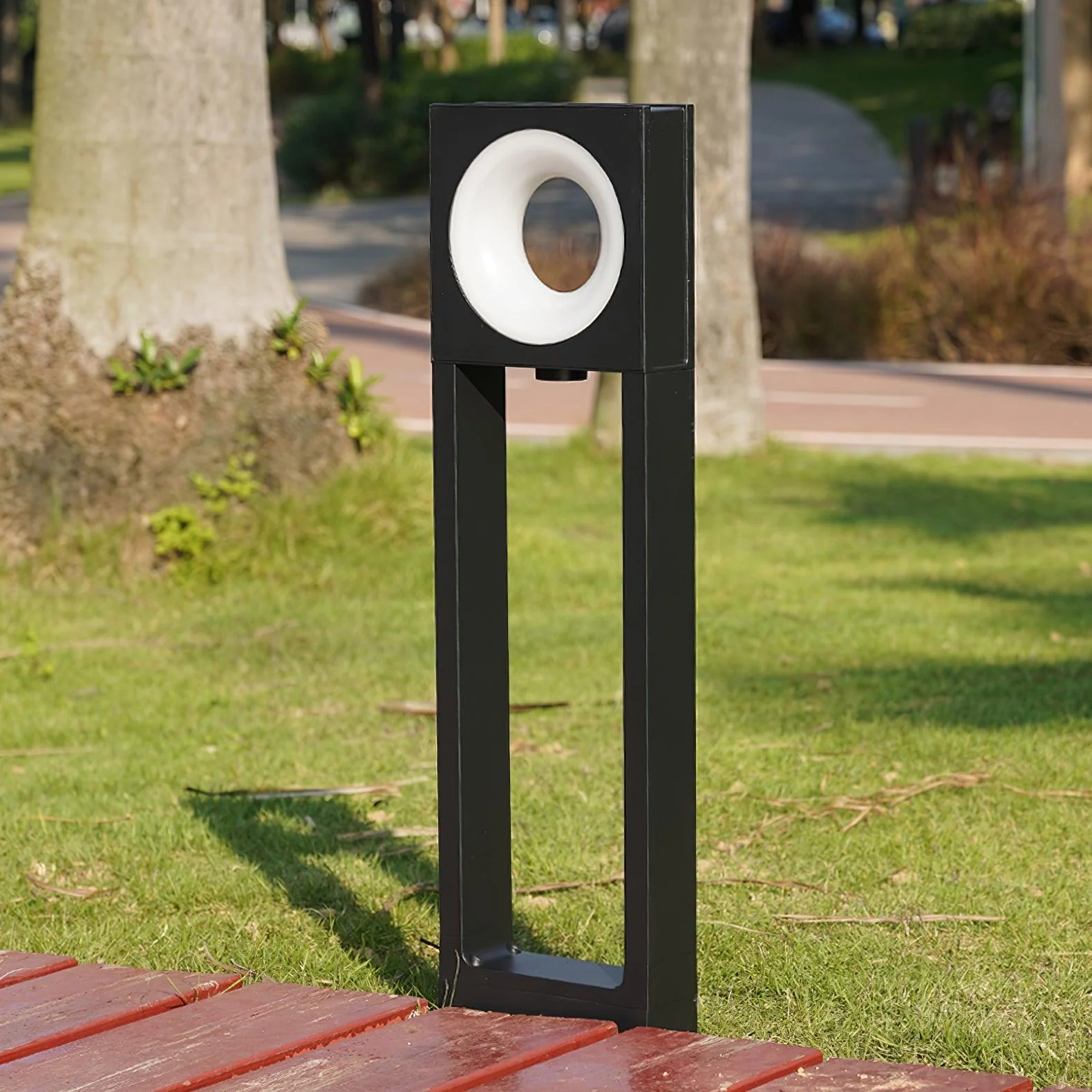 Molde Garden Outdoor Light - Image 9