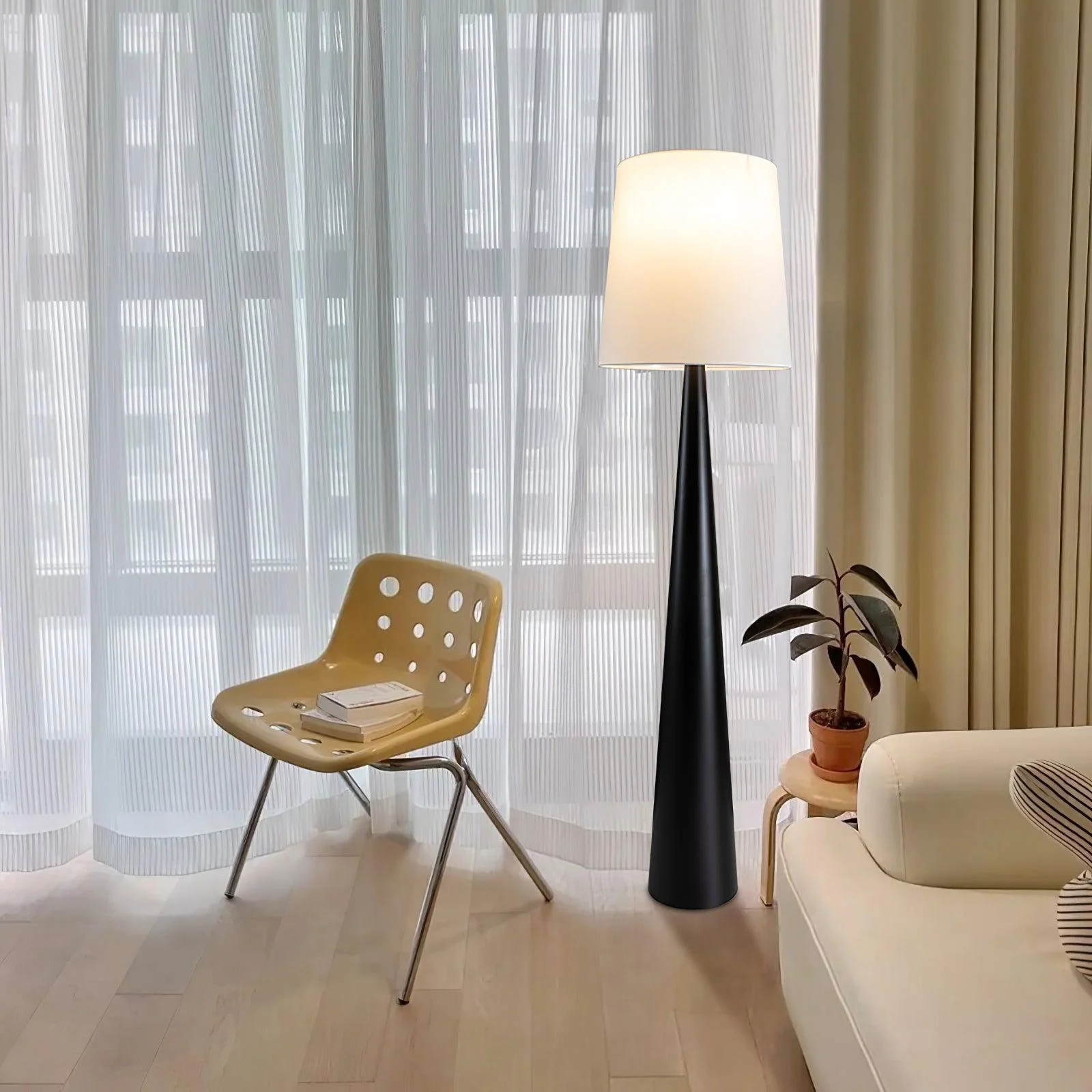 Montenegro Floor Lamp - Image 2