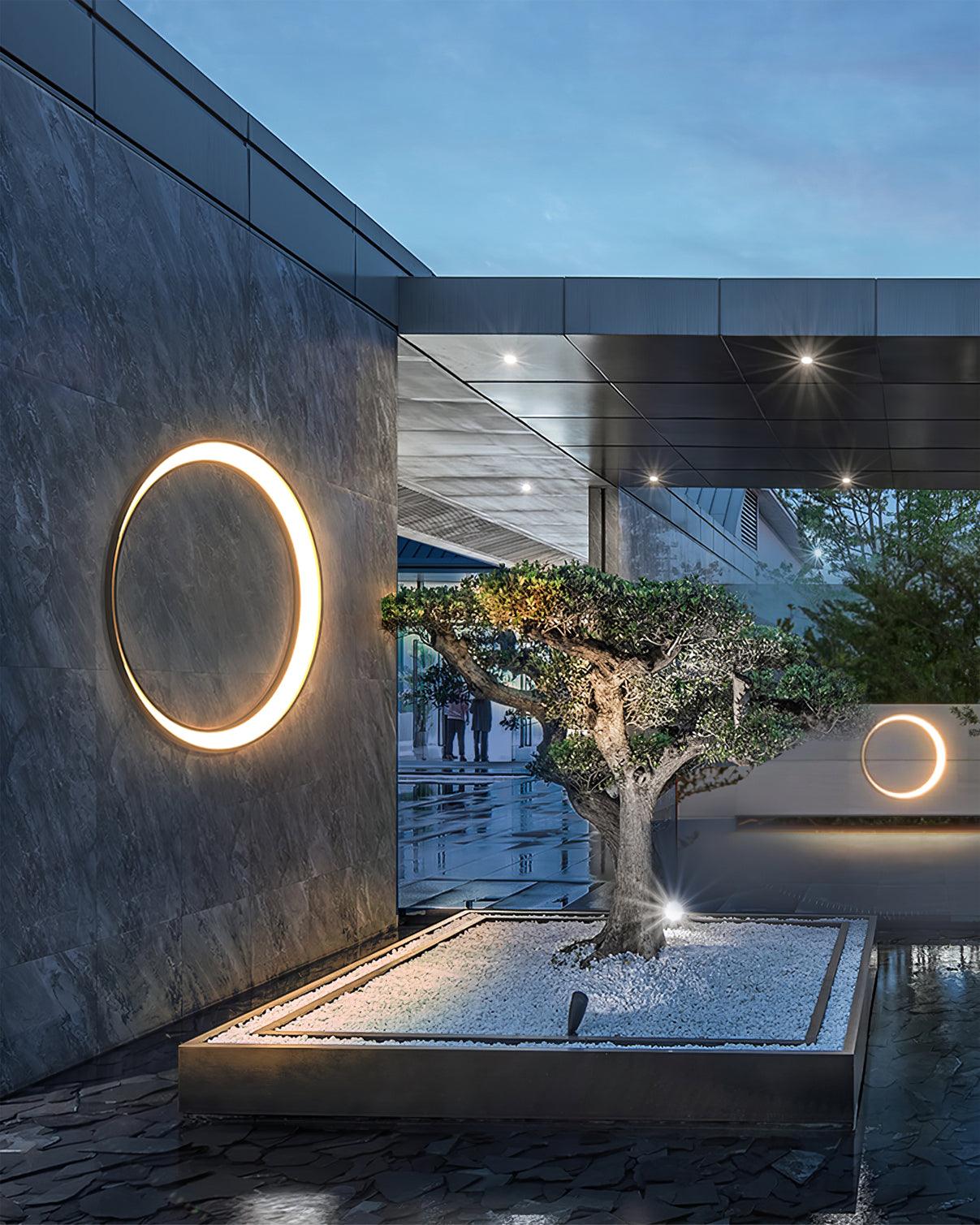 Moon Outdoor Wall Lamp - Image 4