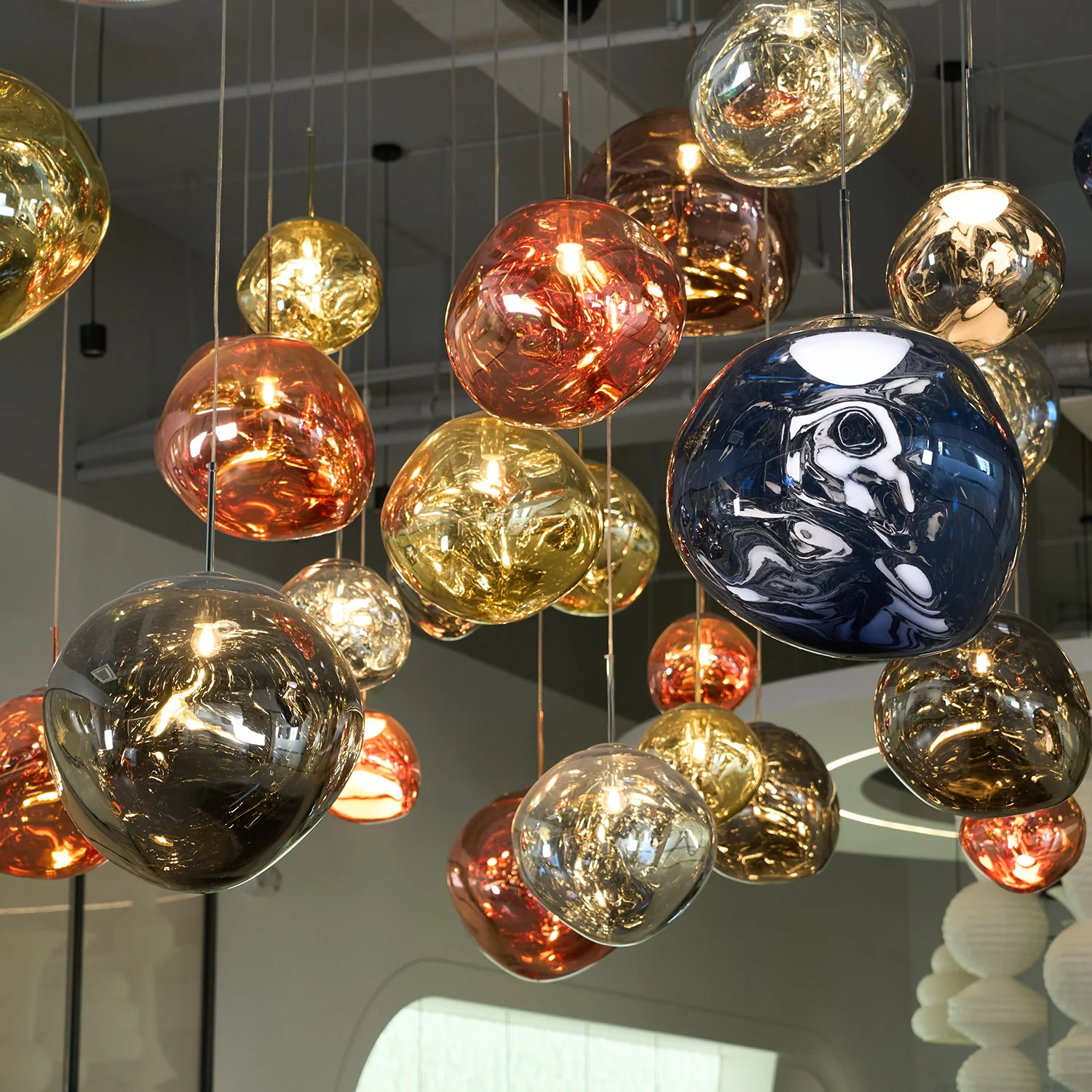 Multi Lava Round Pendant Lamp - Image 5