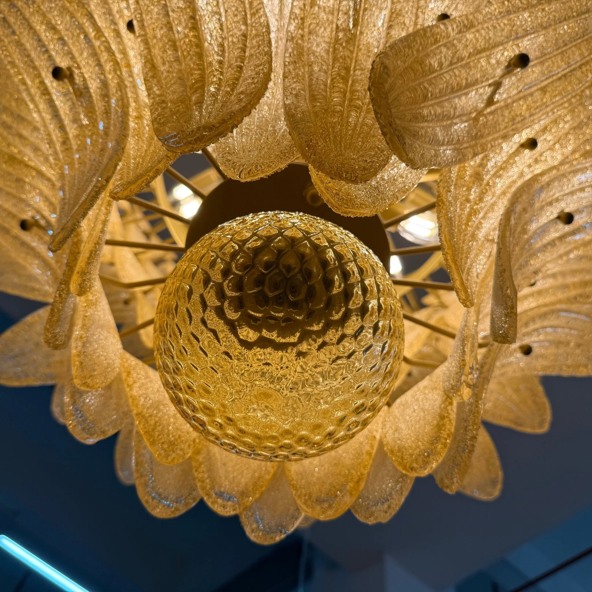 Murano Palmette Chandelier - Image 32
