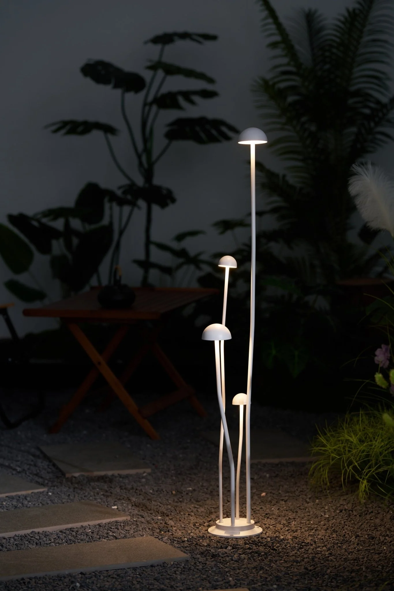 Mushroom Outdoor Lamp - Image 15