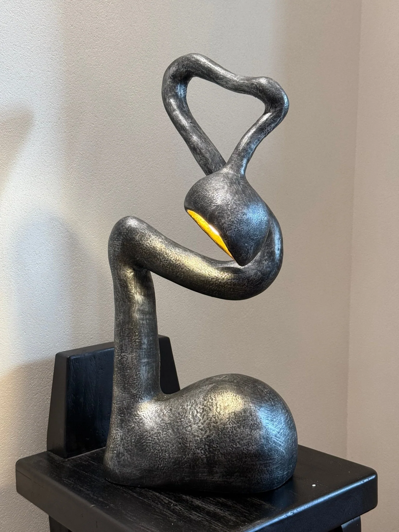 Myrrh Sculpture Table Lamp - Image 15