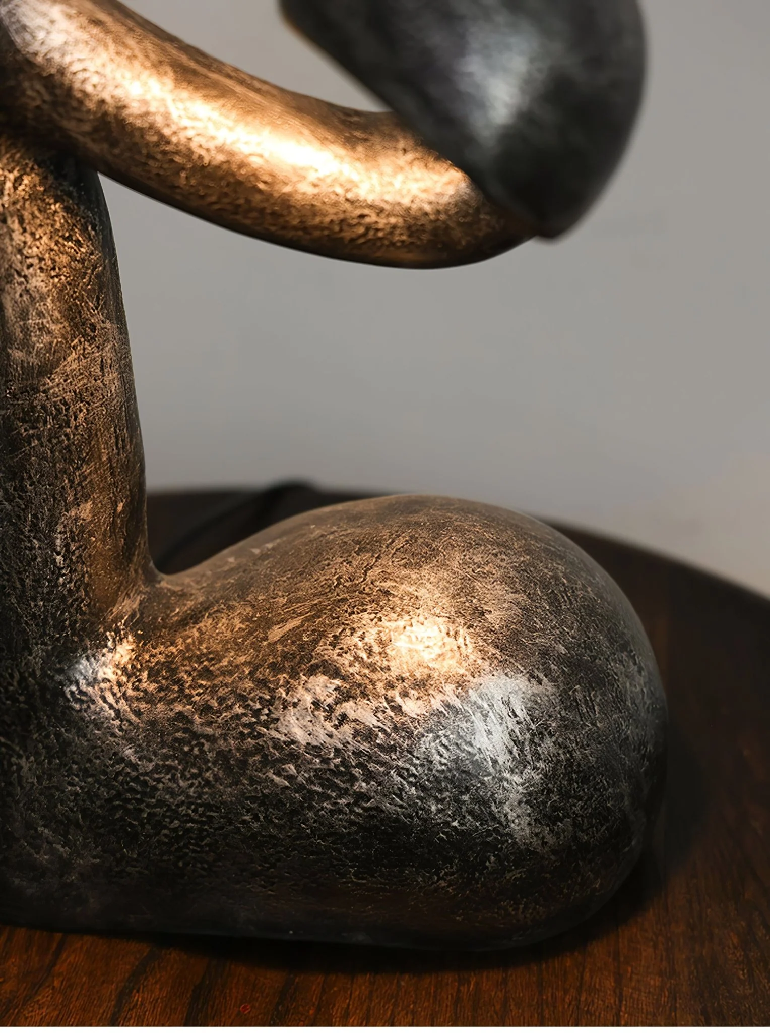 Myrrh Sculpture Table Lamp - Image 8