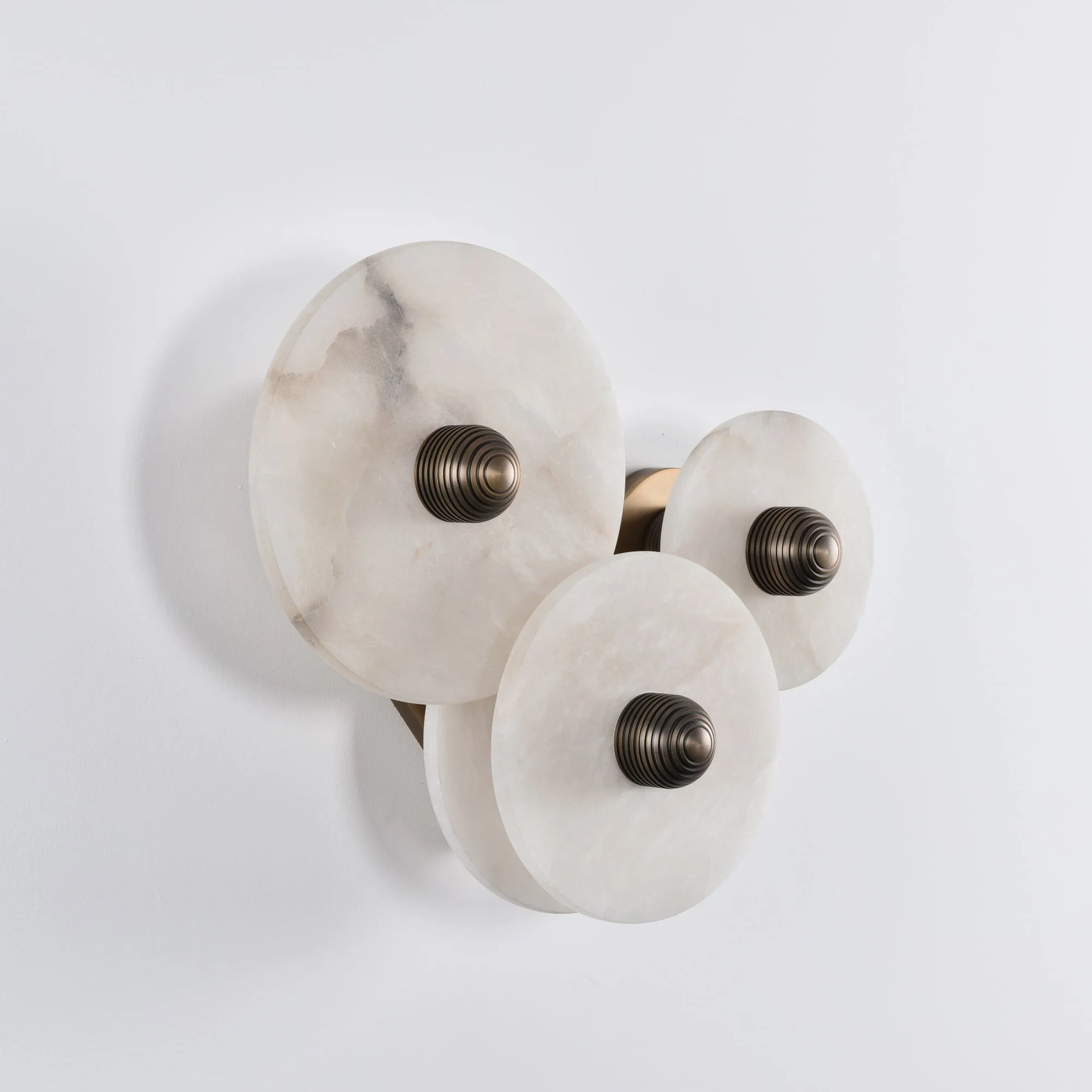 Nayra Alabaster Wall Lamp - Image 36