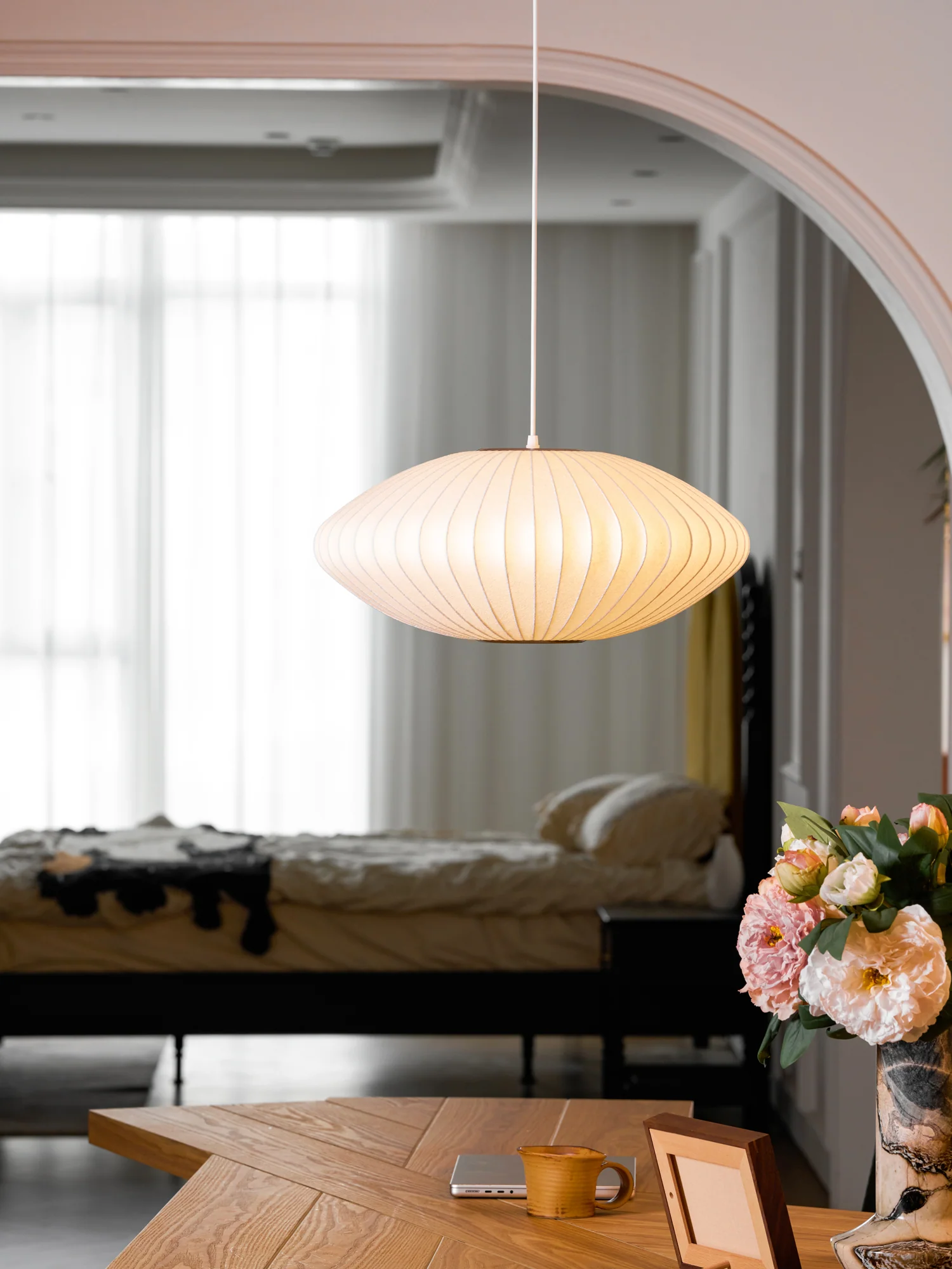 Bubble Mulberry Silk Pendant Lamp - Image 170