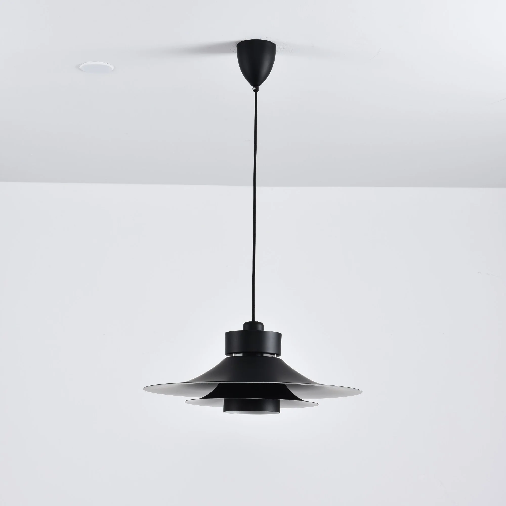 Nero Eclipse Pendant Lamp - Image 2