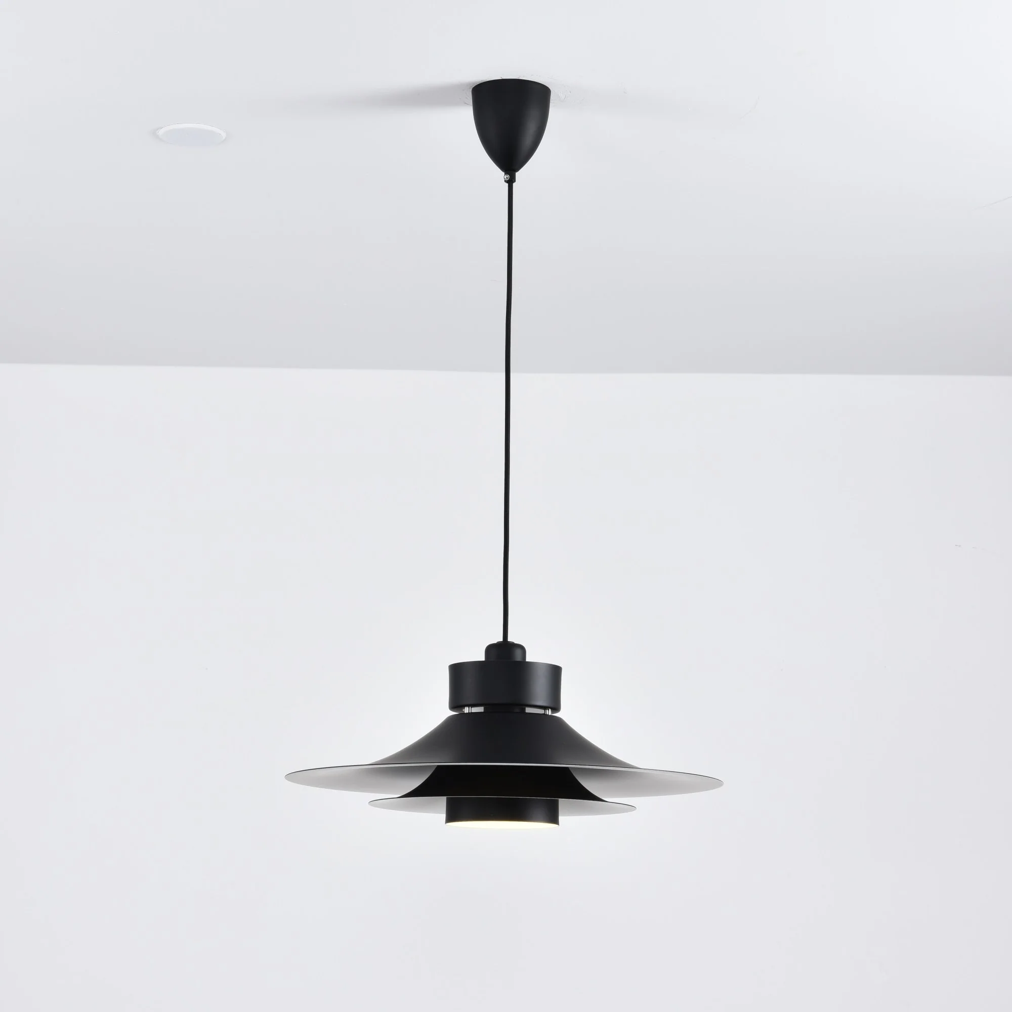 Nero Eclipse Pendant Lamp - Image 3