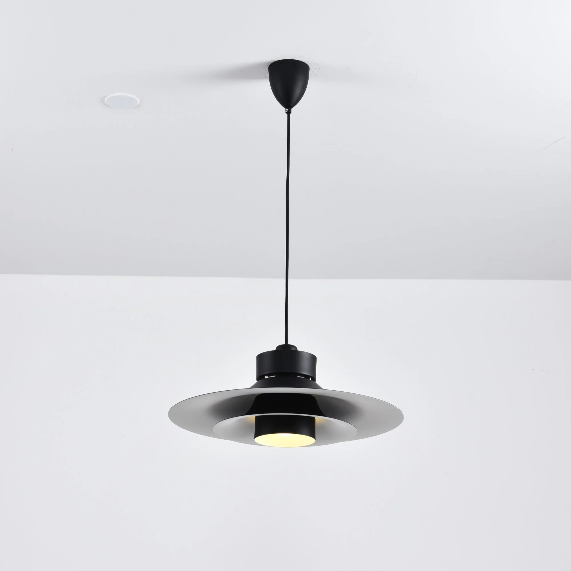 Nero Eclipse Pendant Lamp - Image 5