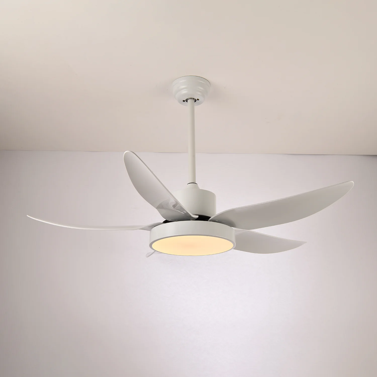 Noctura Glide Ceiling Fan Light - Image 5