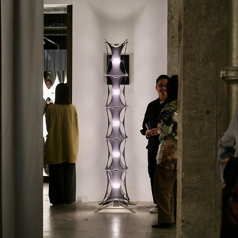 Noir Mesh Tower Floor Lamp - Image 5
