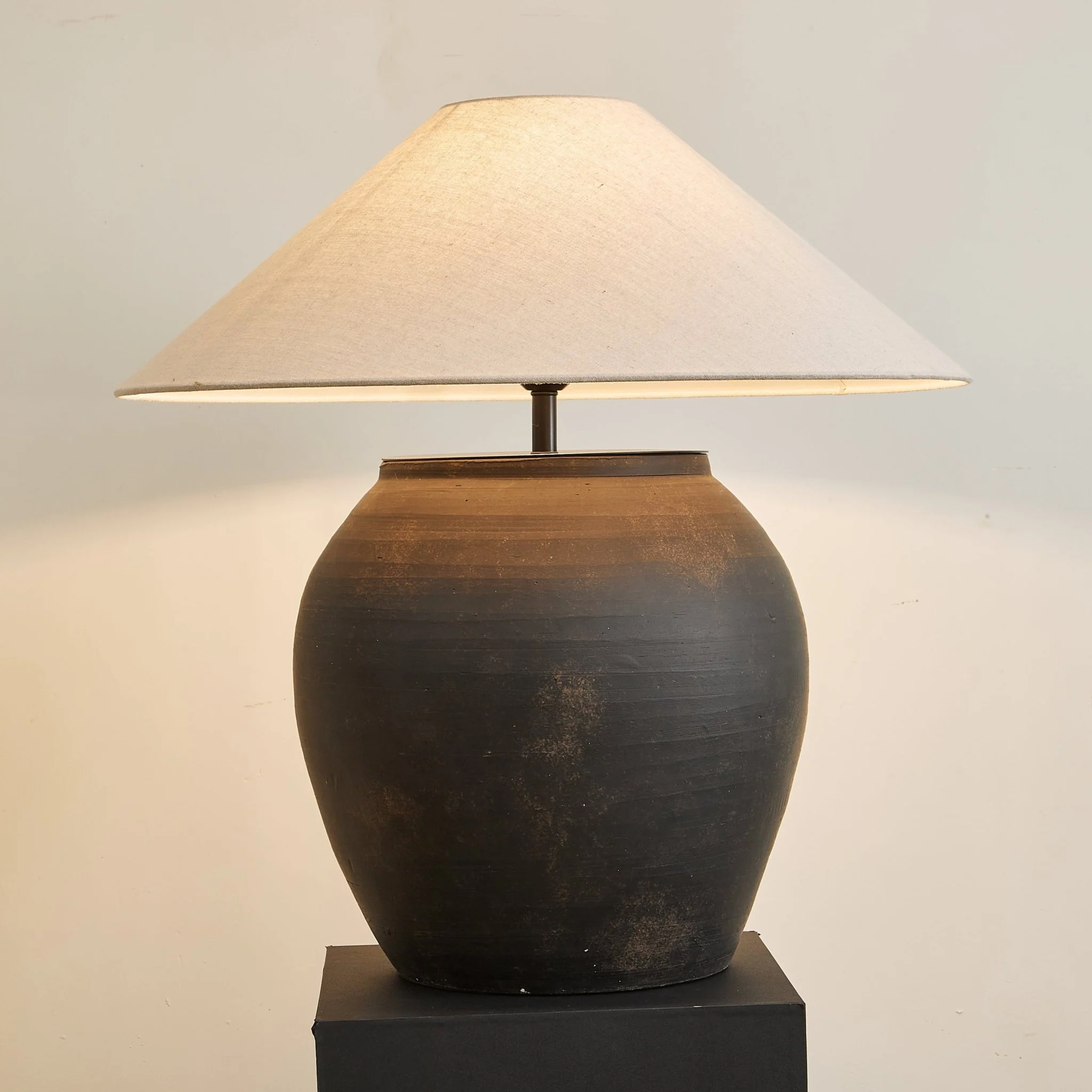 Noira Terracotta Table Lamp - Image 3