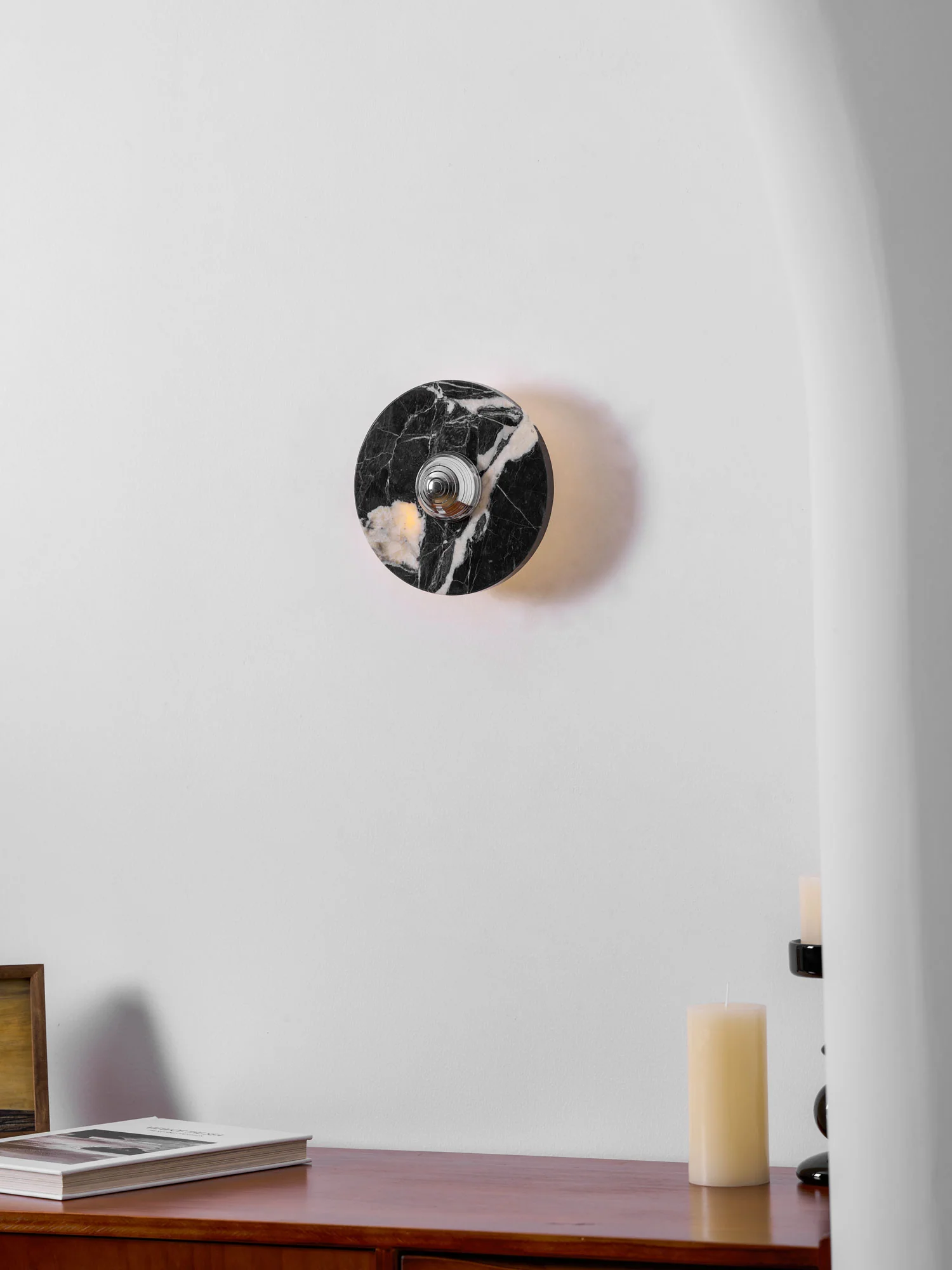 Noireon Wall Sconce - Image 7
