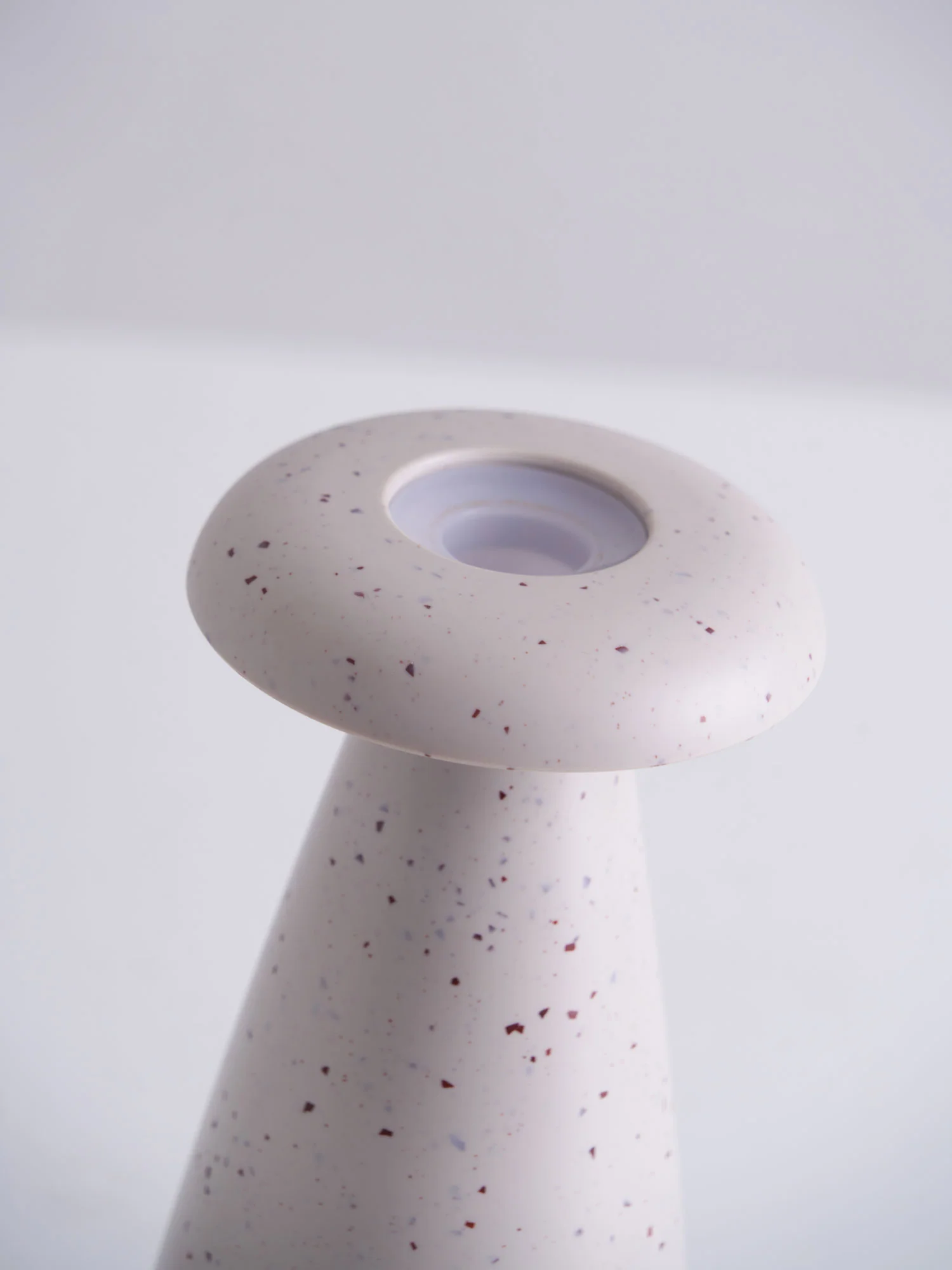 Noko Mushroom Rechargeable Table Lamp - Image 40