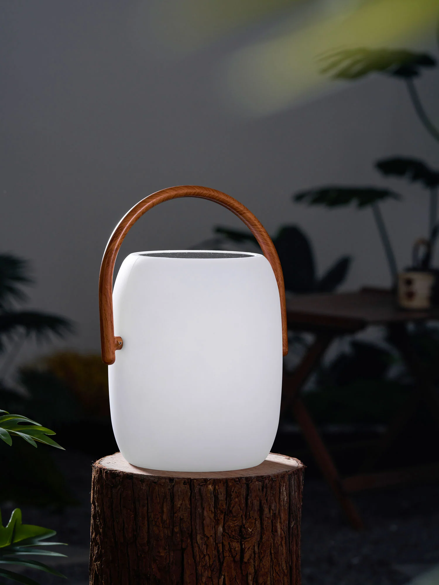 Noria Solar Outdoor Lantern Lamp - Image 16