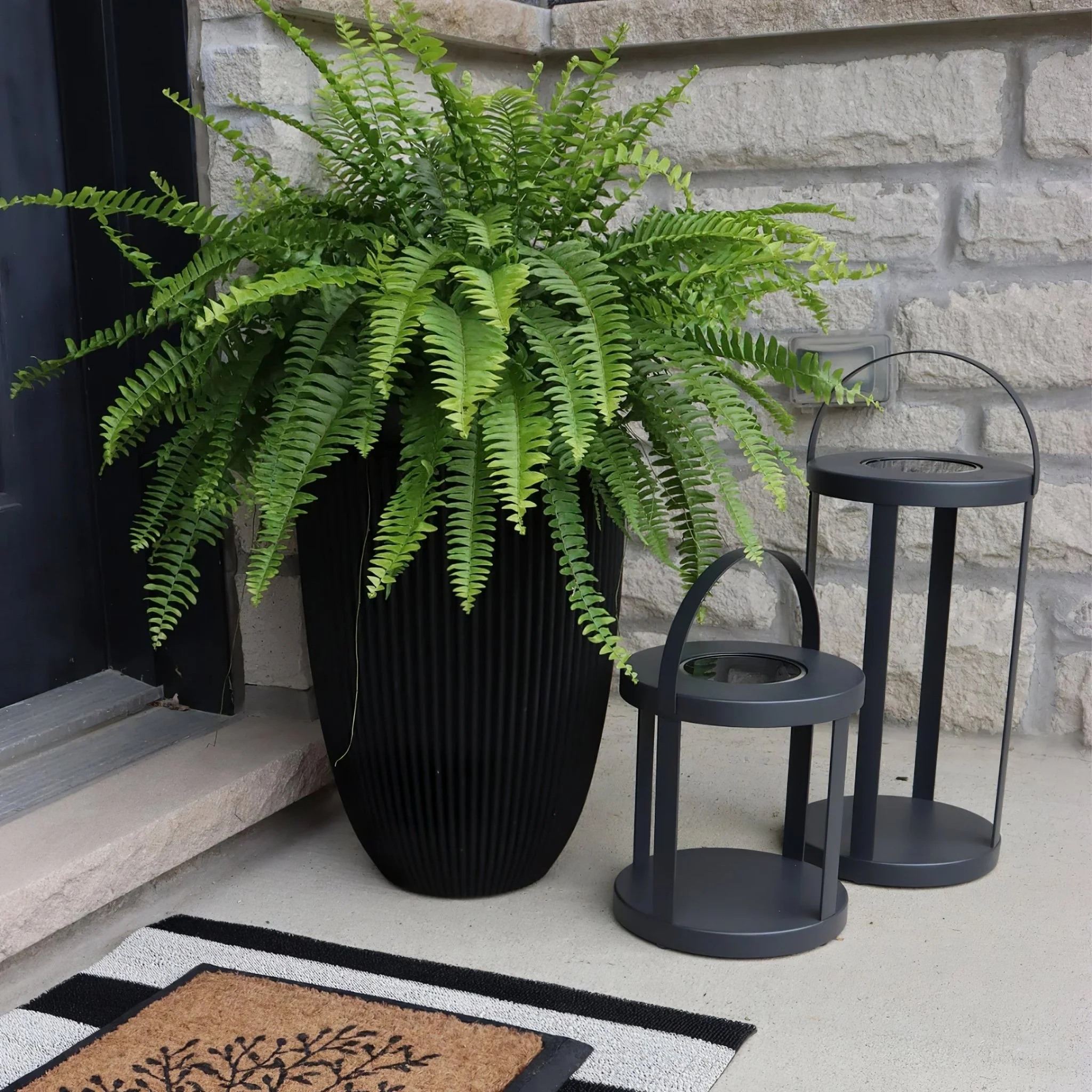 Nuvoro Lantern Outdoor Light - Image 6