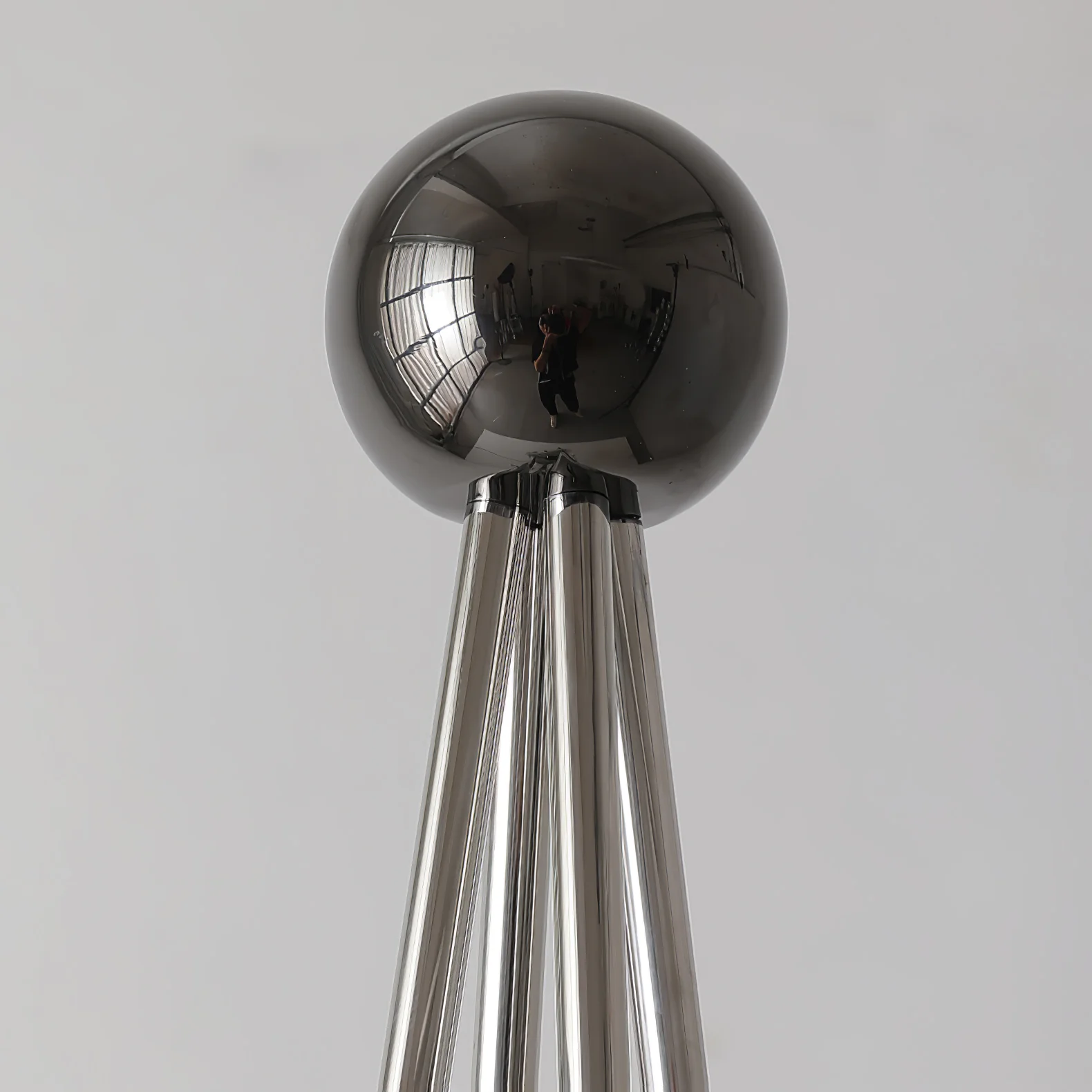 Obelisk Mesh Floor Lamp - Image 13